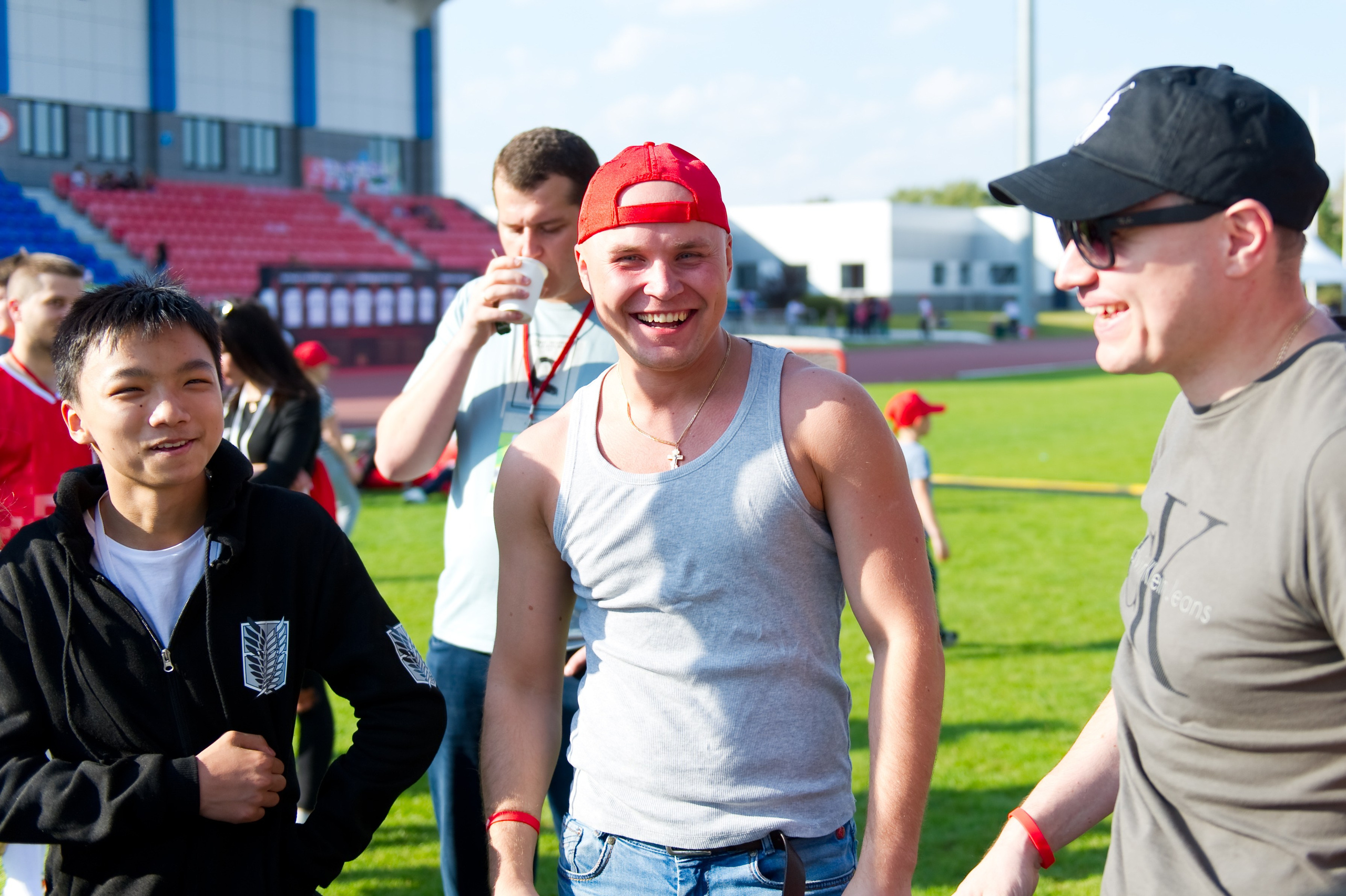 Турбофутбол (корпоративное соревнование «Пятерочки»). Репортажный фотограф и видеограф Слава Думчев. Тимбилдинги, отчетники, корпоративы