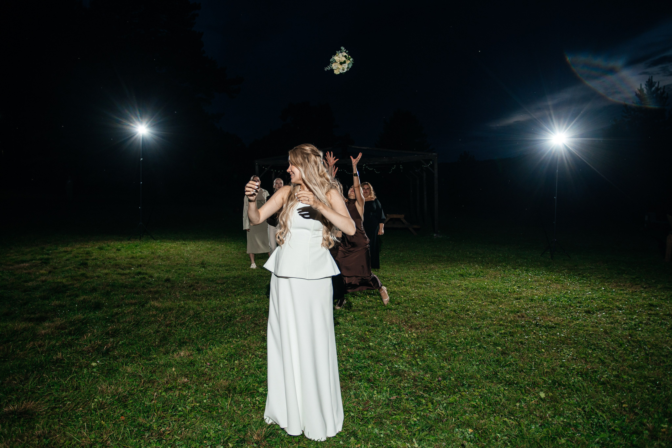 Счастье в моментах. Александр Оношкин. Свадебный фотограф в Екатеринбурге