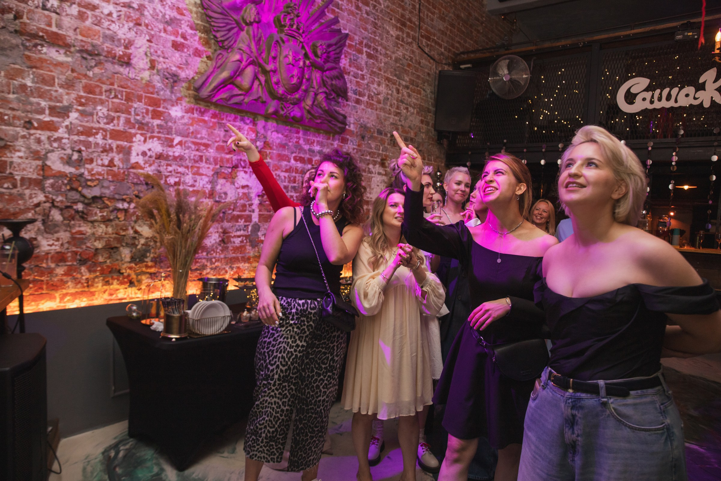 Свадебная вечеринка в Лофте. Свадебный и портретный фотограф в Москве Мария Кравченко