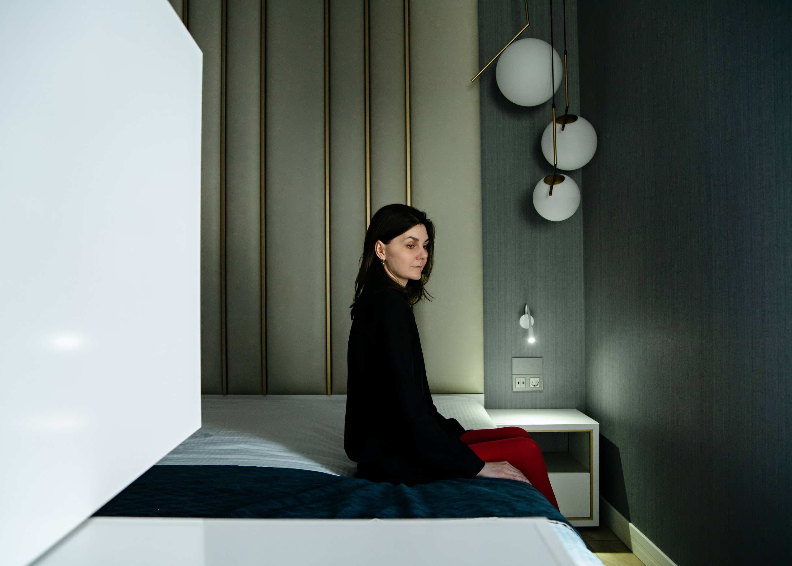 Портретная женская фотосъёмка в студии. Арт-фотограф. Фотосъемка, авторские принты для интерьера