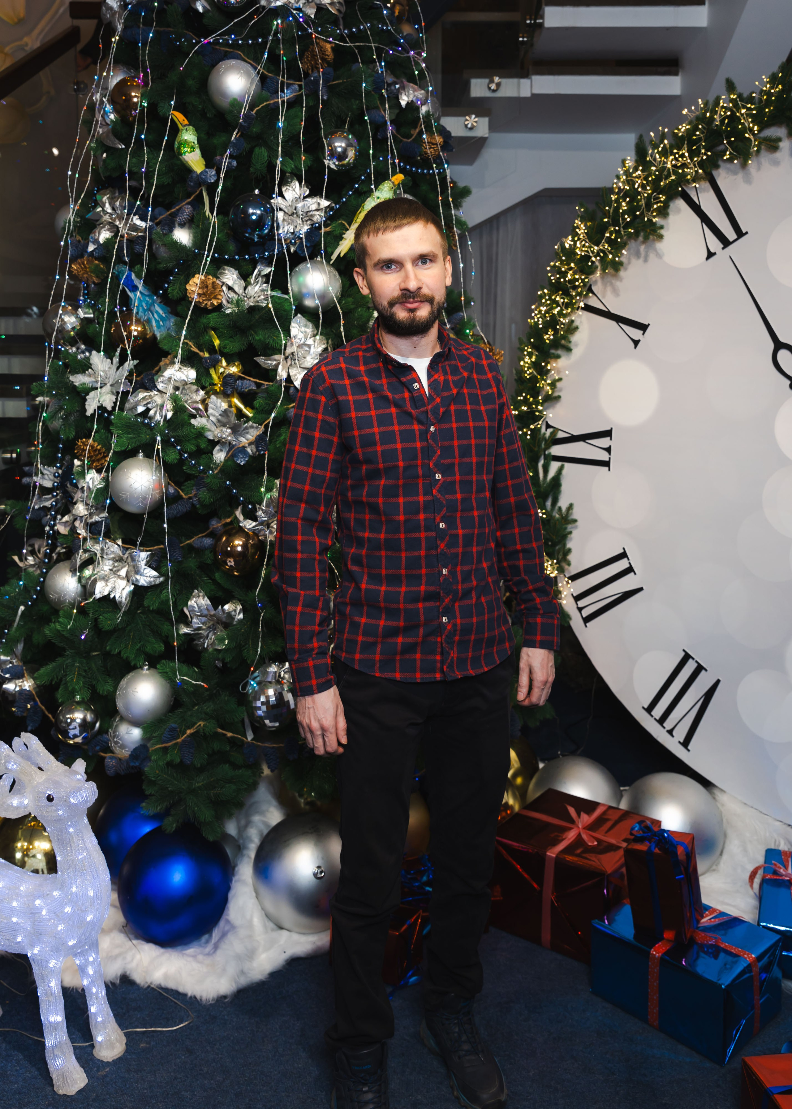 Предновгодка Кипарис 2024. ФОТОГРАФ ВИНОГРАДОВА ДАРЬЯ