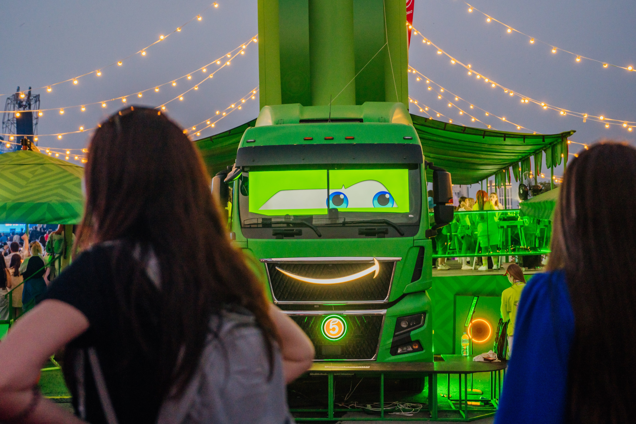 Пятерочка на VK фесте. Видеограф и Фотограф в Челябинске Ксения и Владимир Рюмины