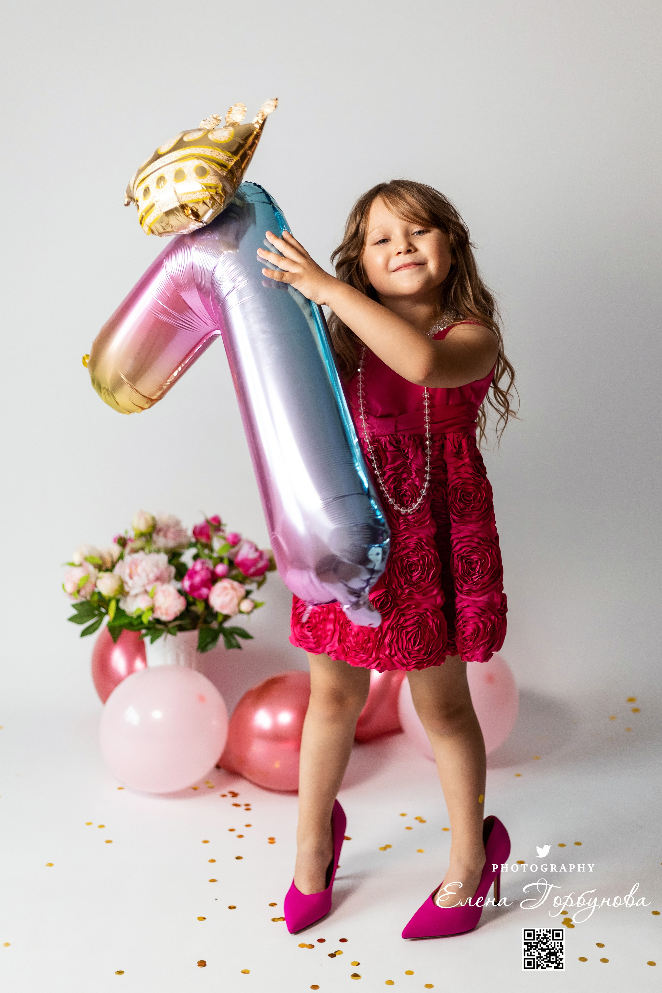 «Модница в розовом» В моей студии. Вероника и Александра. 2024. Фотограф Пермь. Свадьбы. Семья и дети, школа, д. сад. Фотокниги