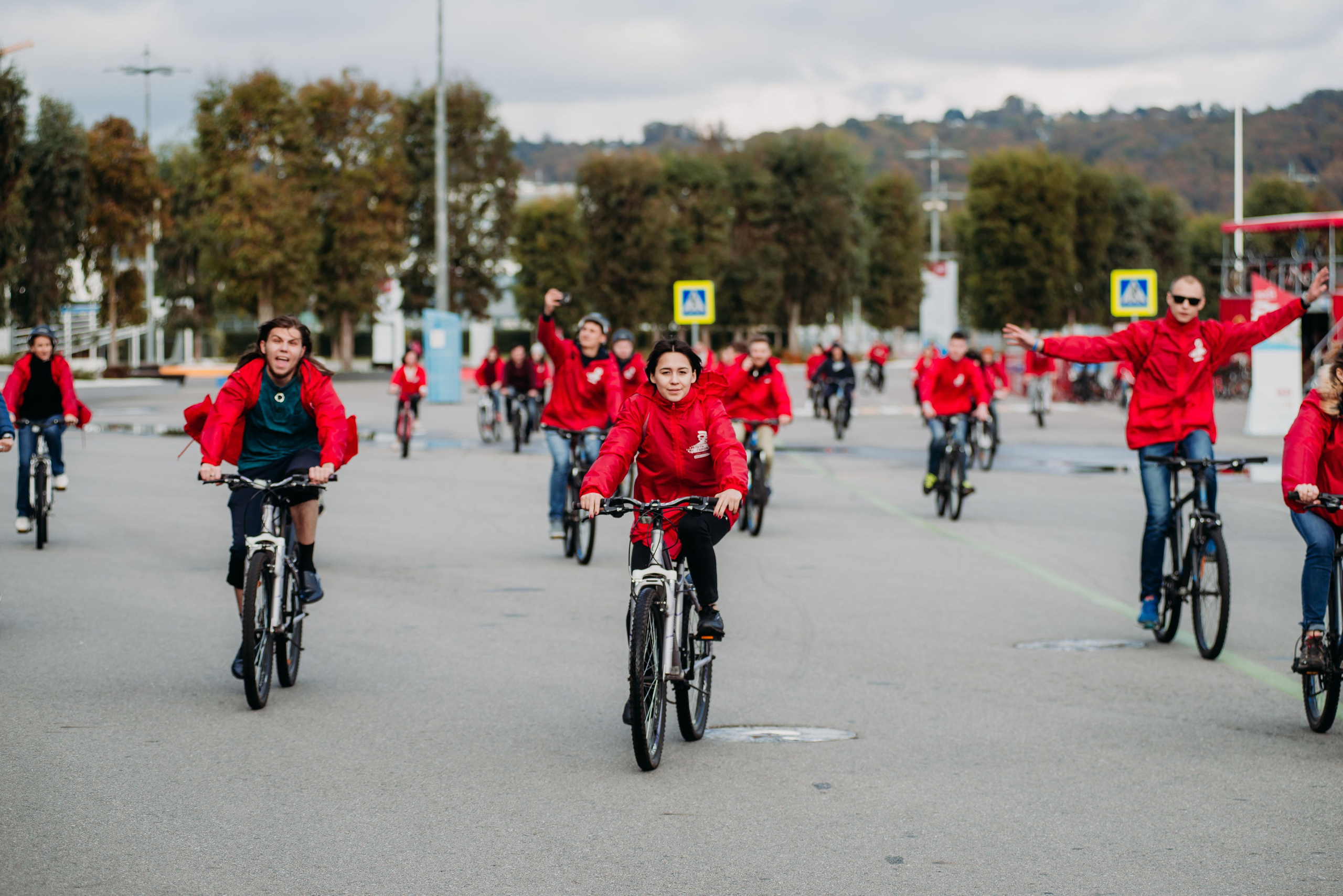 Репортажная фотосъемка спортивных соревнований и тимбилдингов. Репортажный фотограф | Роза Хутор Красная Поляна Сочи Сириус