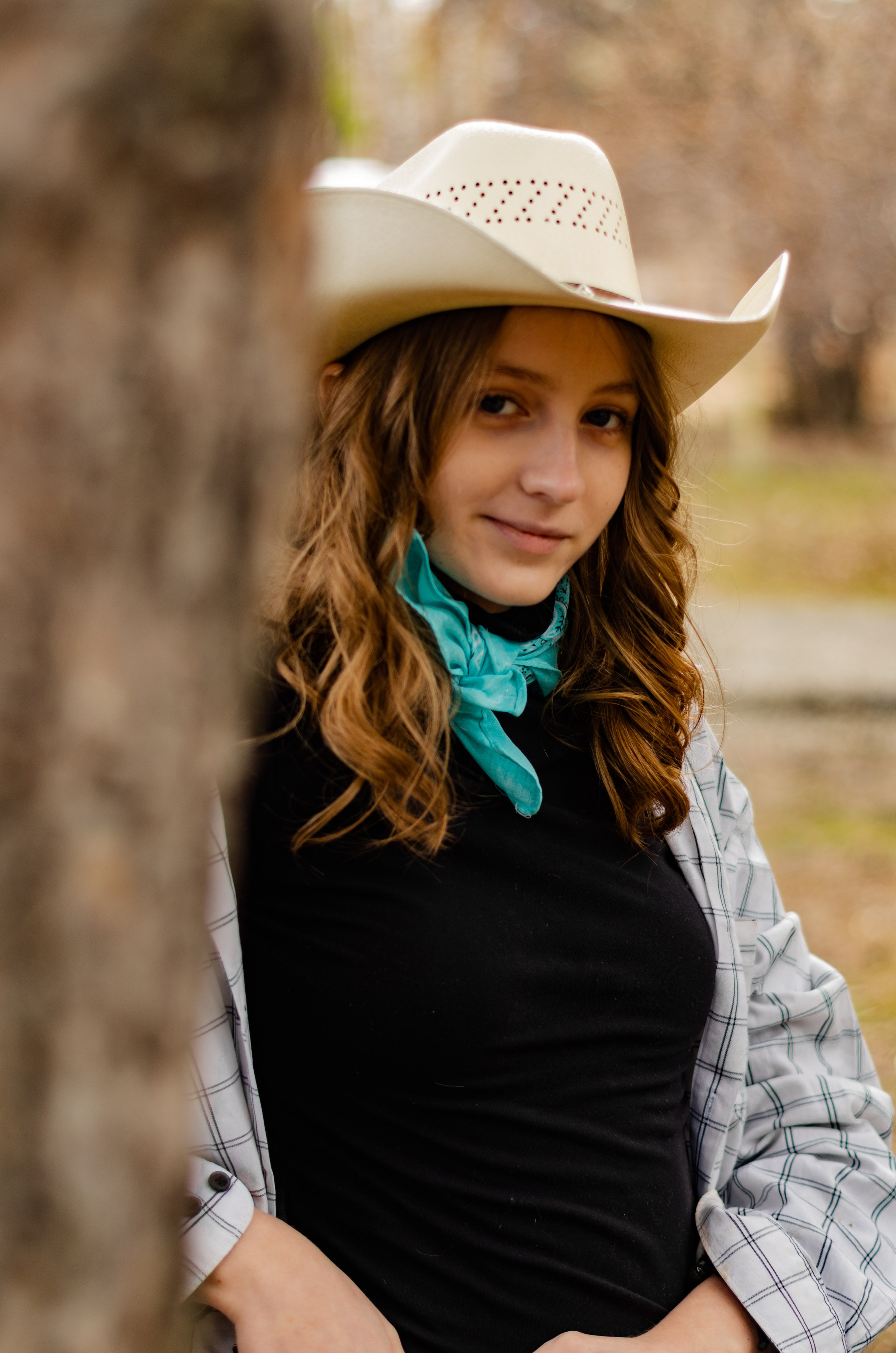 Ковбойская девчонка. Фотограф Марина Доглядная Челябинск фотосессии с лошадьми, мотоциклами