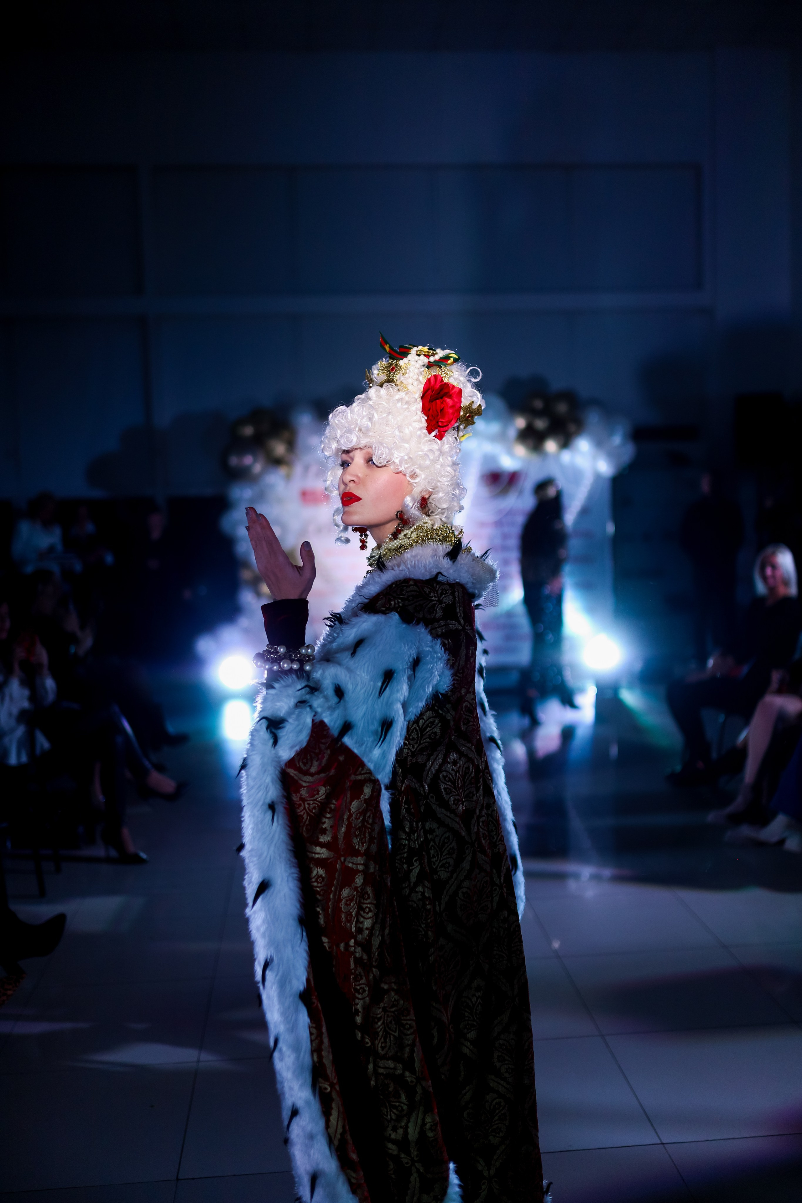 Показ коллекции Жанны Стеклянниковой — Omoda/SMOOTH