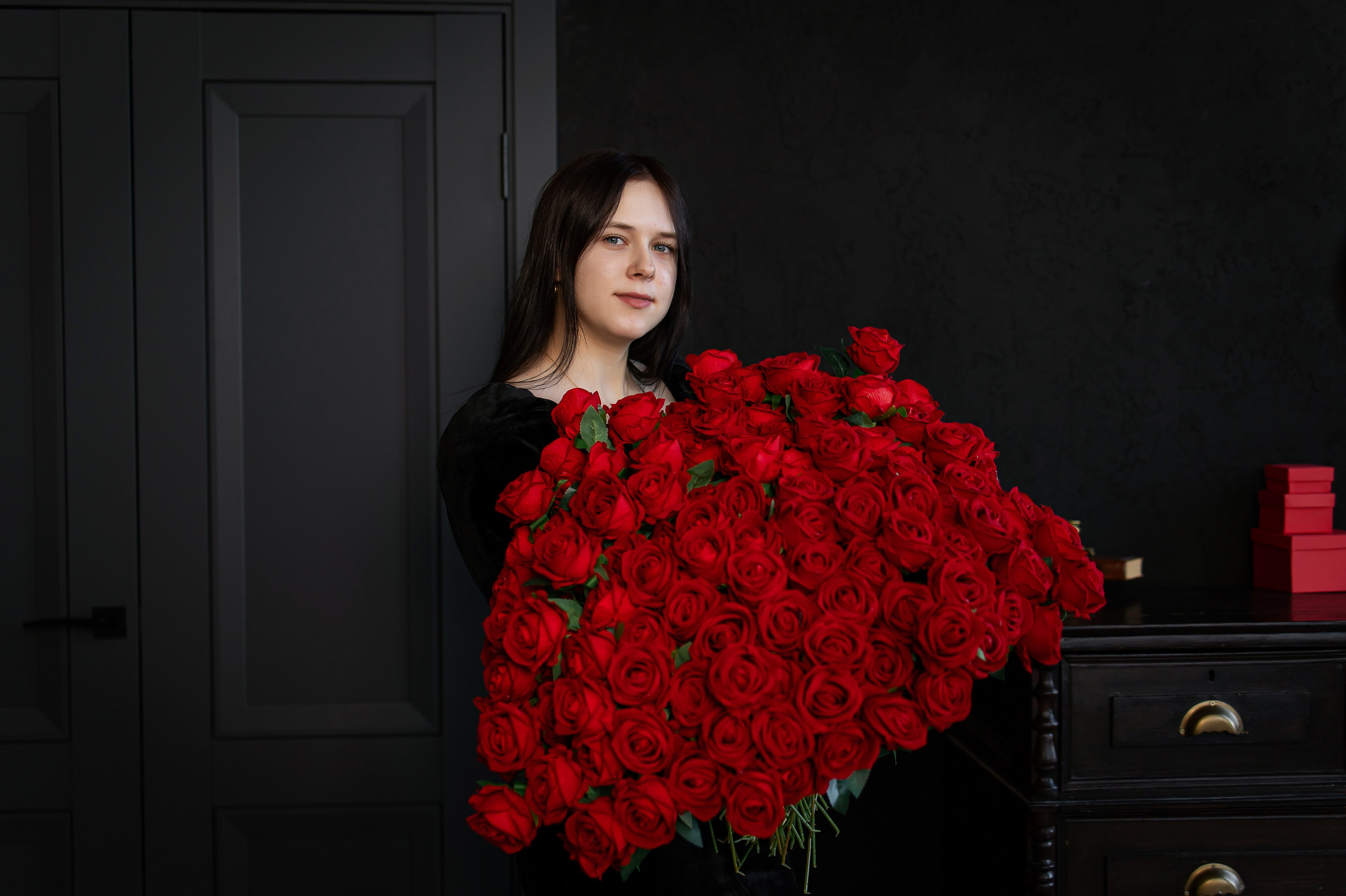 Ваши фотографии. Интерьерная фотостудия Background в Омске