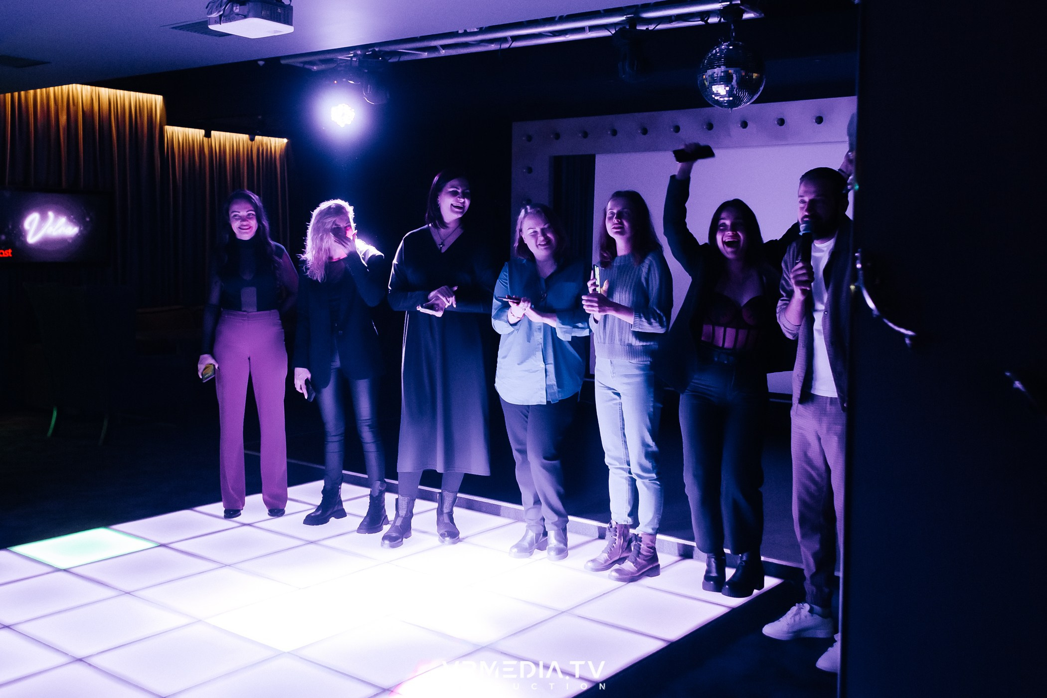 PARODY SHOW в караоке-баре «Volna»