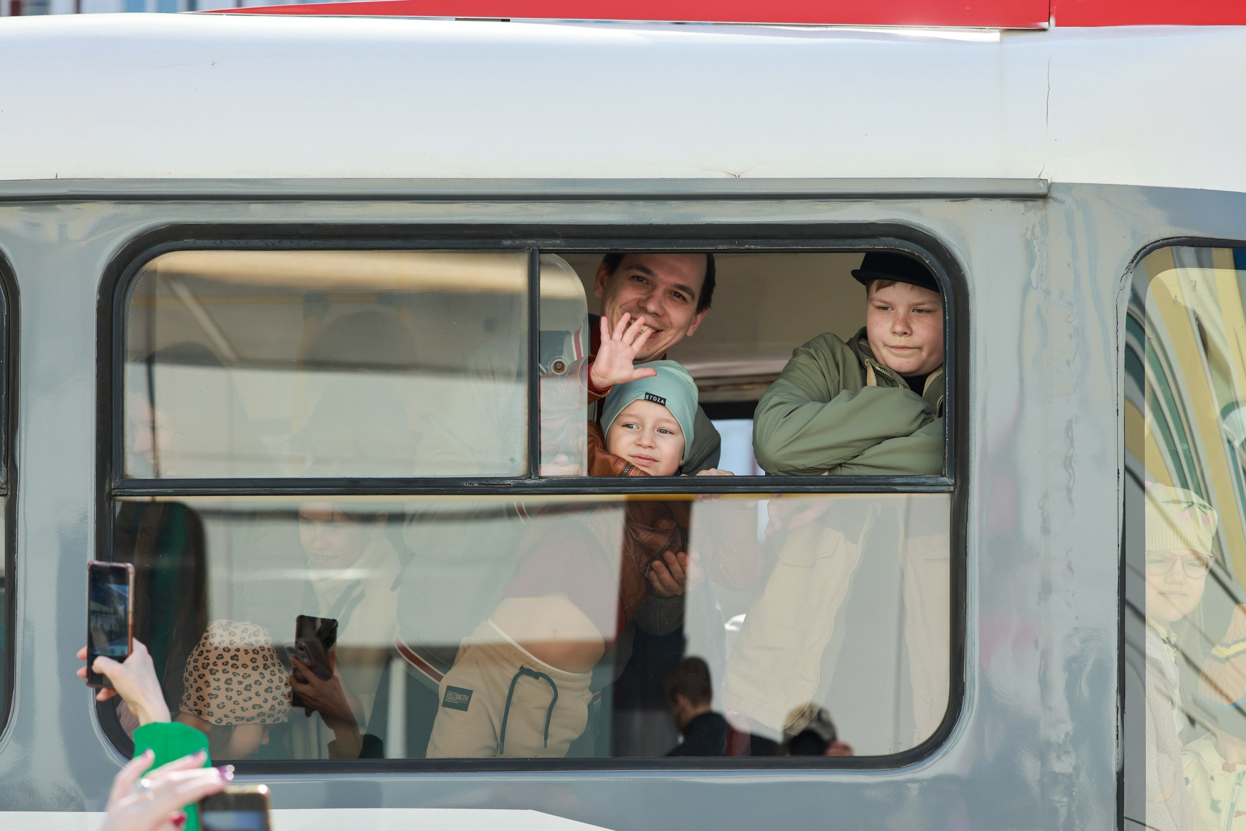 Парад трамваев. Репортажный, архитектурный, театральный и файн-арт фотограф Лена Мельникова в Москве