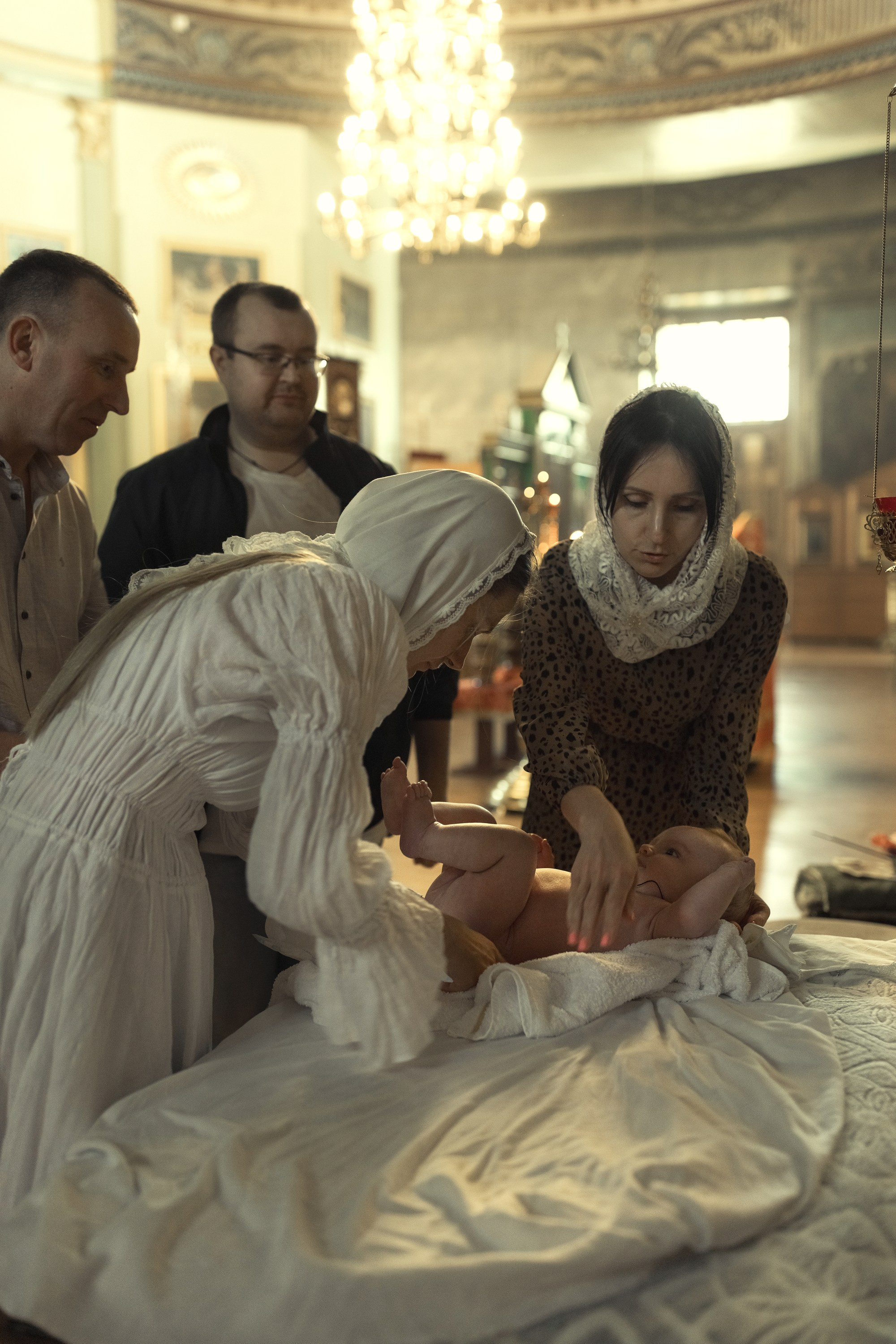 Фотосессия крещения в Тамбове, Липецке профессиональный фотограф Марина Смаль