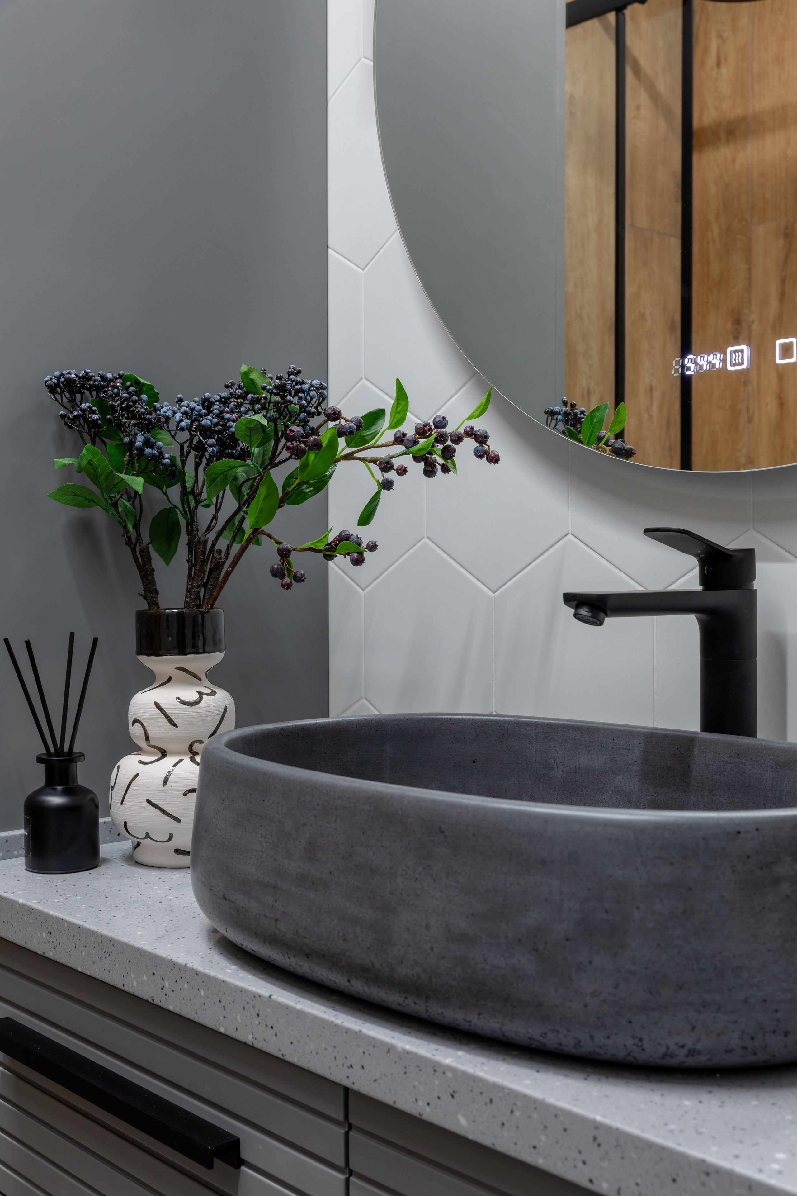 Дизайн проект Екатерины Бондаревой @atmosfera_sochi_studio_ Публикация в журнале «VINCENТ». Интерьерный фотограф в Сочи Владислав Нагин