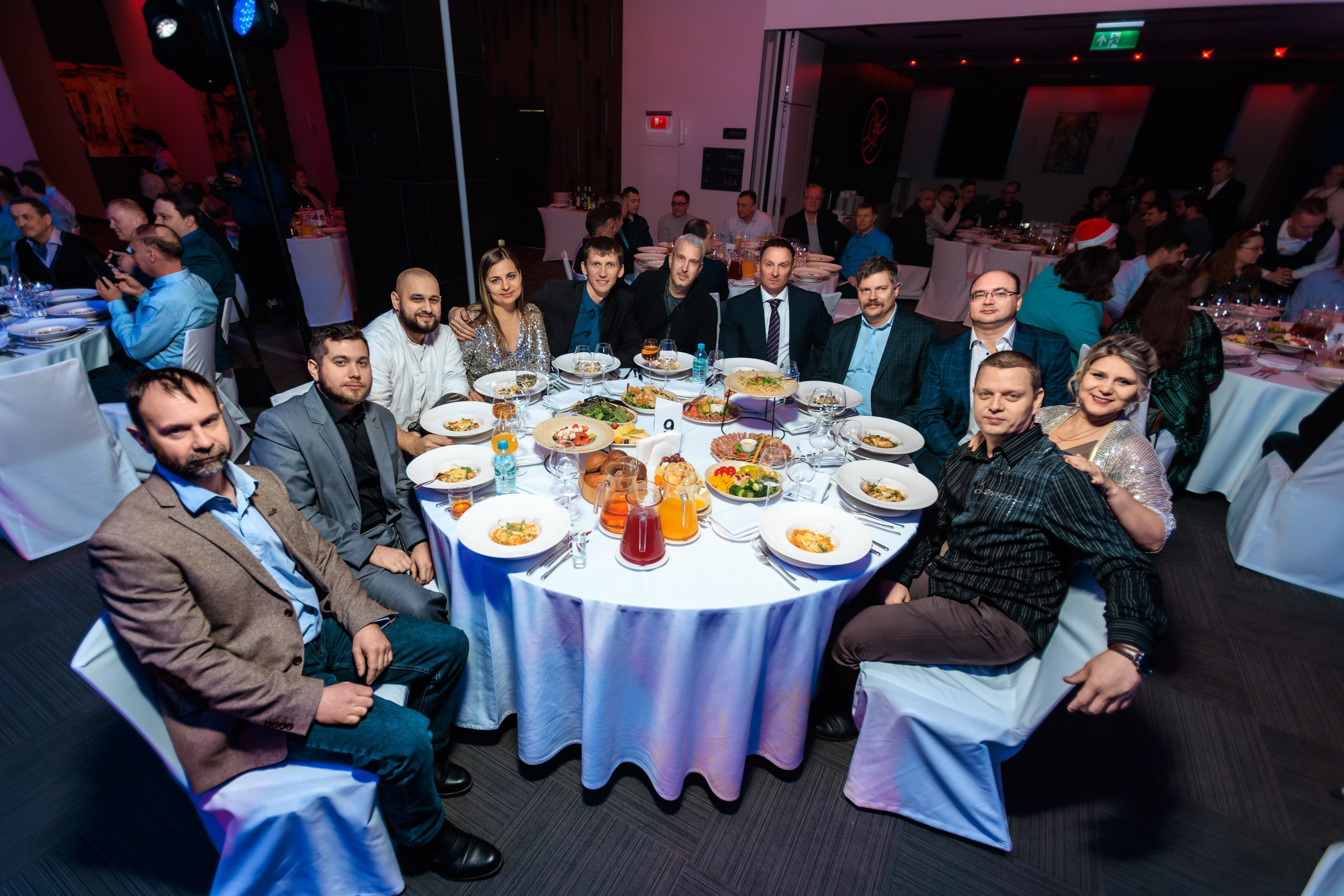 НПО «САУТ» | Новогодний корпоратив. Репортажный фотограф Екатеринбург | Яркий, качественный репортаж | Концерты, клубы, репортаж, праздники, корпоративы