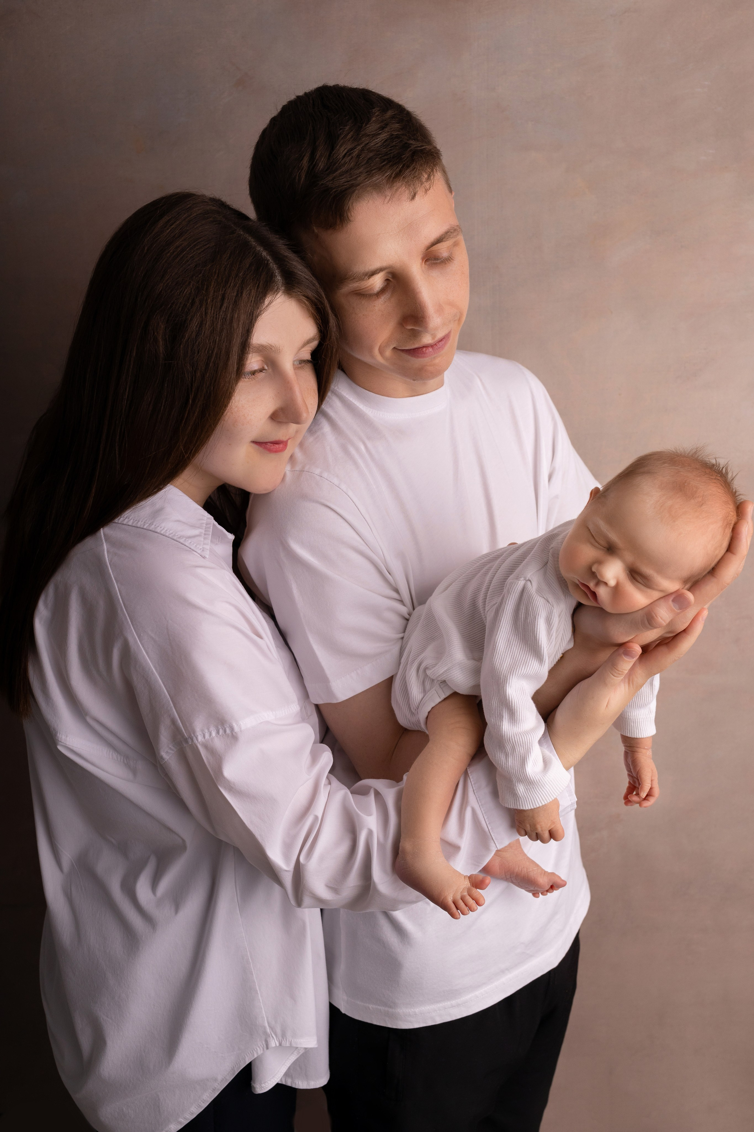 Семейные кадры от Elvira Kamaeva. Фотограф новорожденных малышей в Омске и Омской области Эльвира Камаева