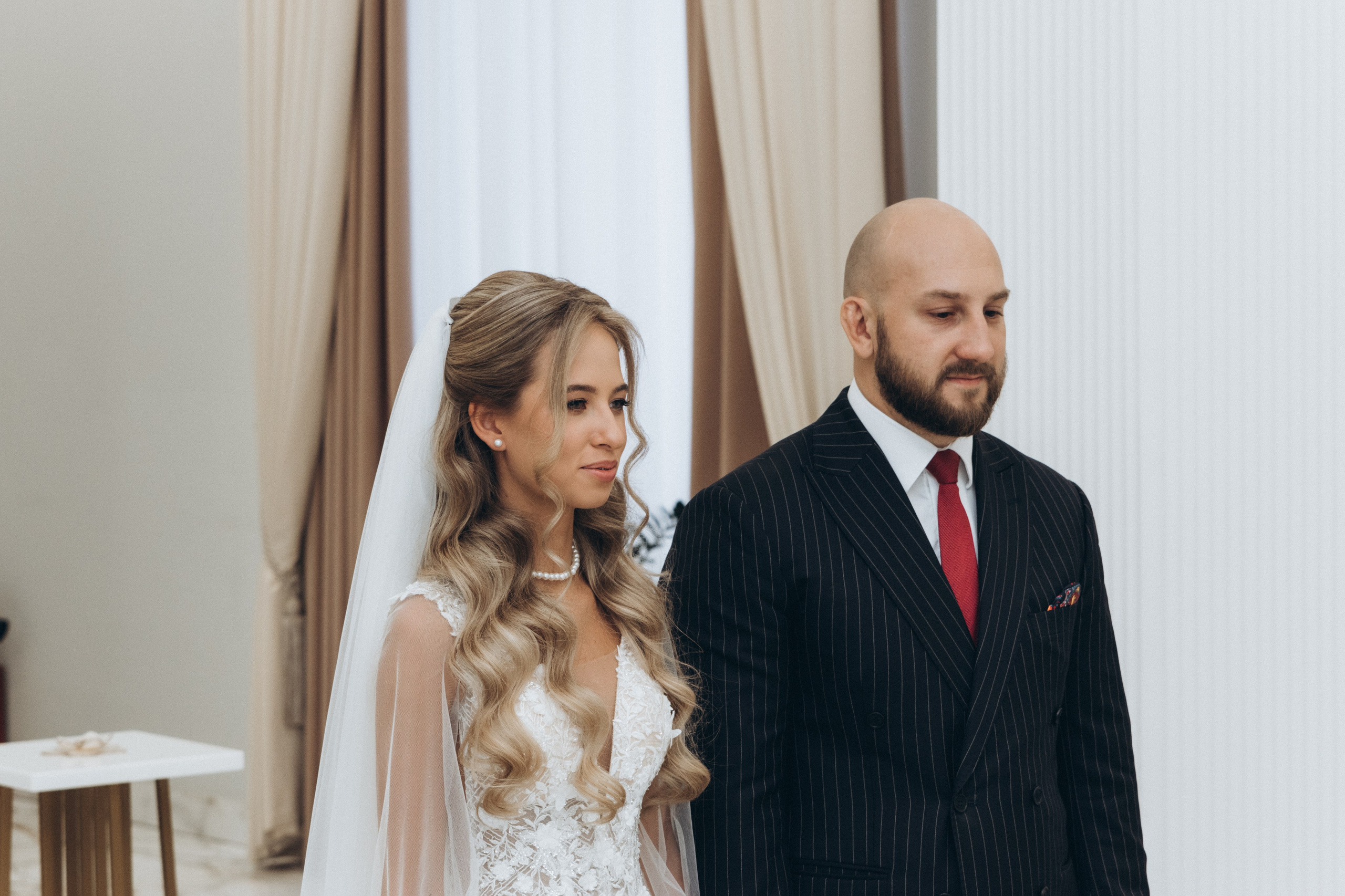 Утро и роспись Виктора и Марии. Ваш фотограф в Одинцовском районе и Москве