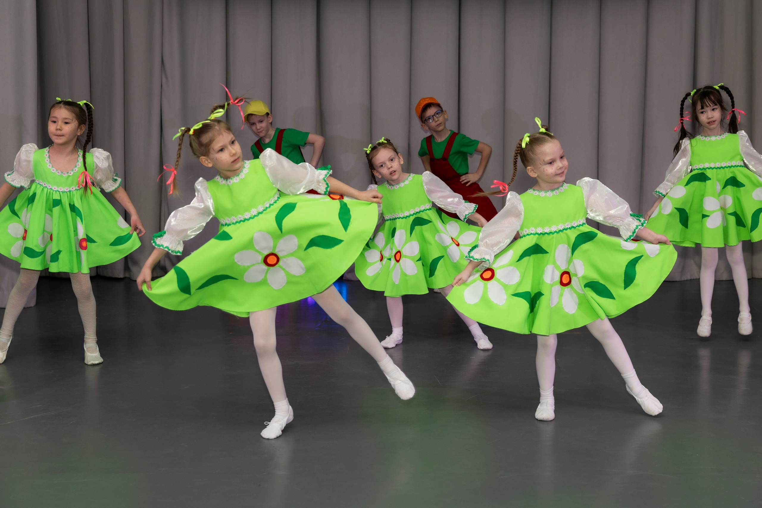 Танцевальный коллектив. Рыжий Фотограф Иркутск