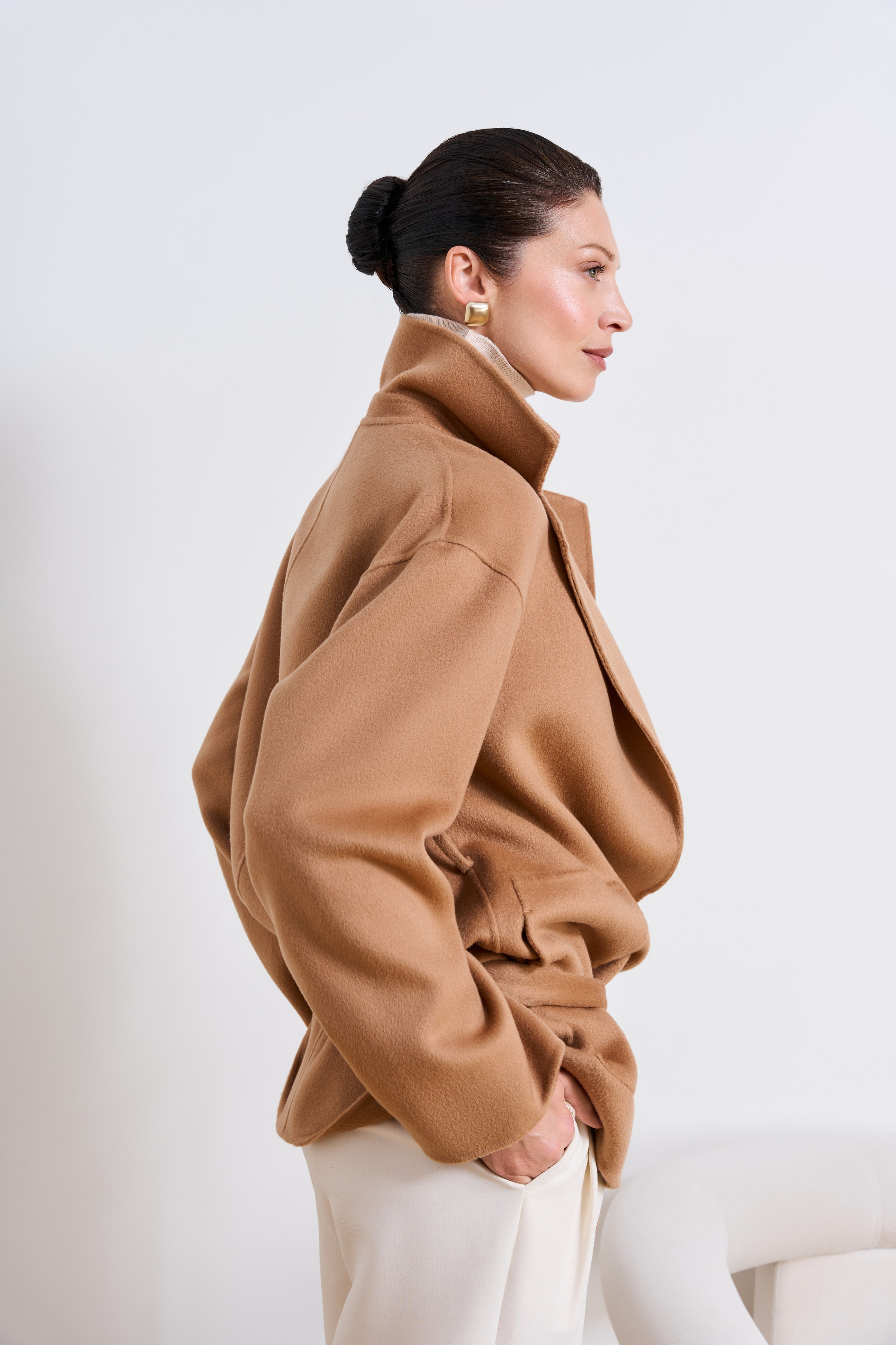 MILNALI. Юлия Пестрикова