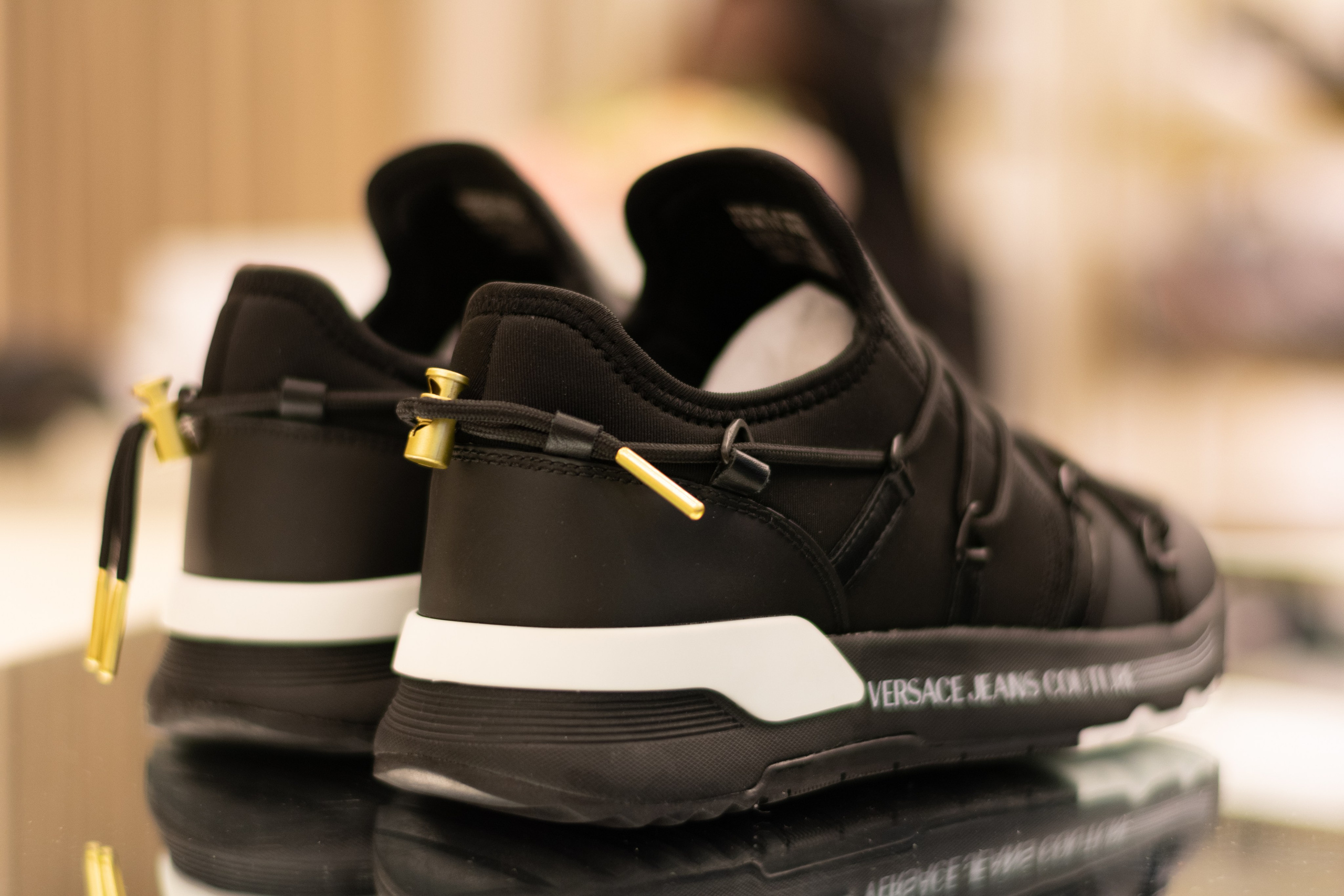 Для организаций. Предметная фотосессия для обувного магазина Capsula. Фотограф/видеограф Богдан Голованов