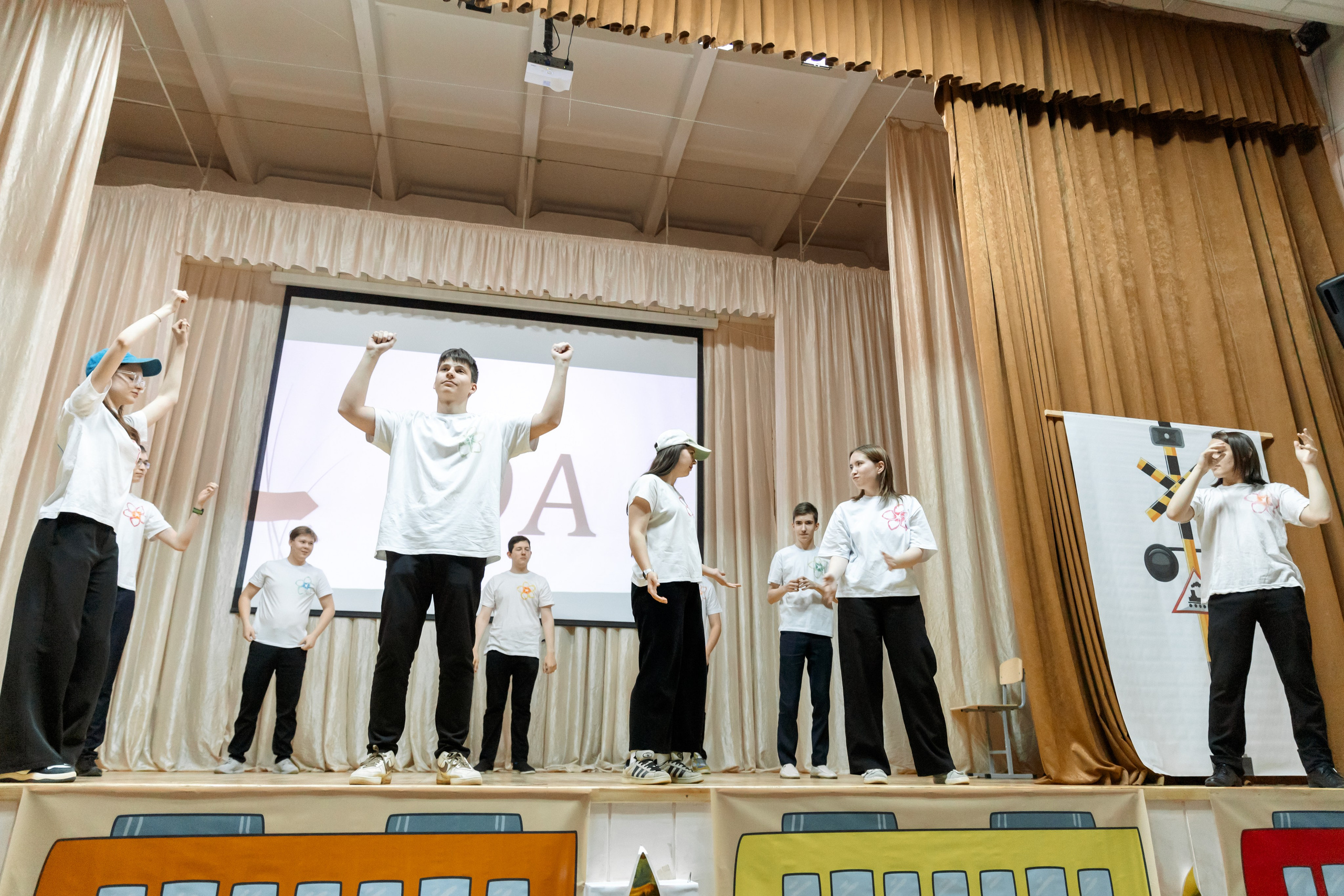 Выпускной шк 88 9-е кл. 24.05.2024. Свадебный и Семейный фотограф г. Ижевск Гульназ Солдатова. Гульназ фото