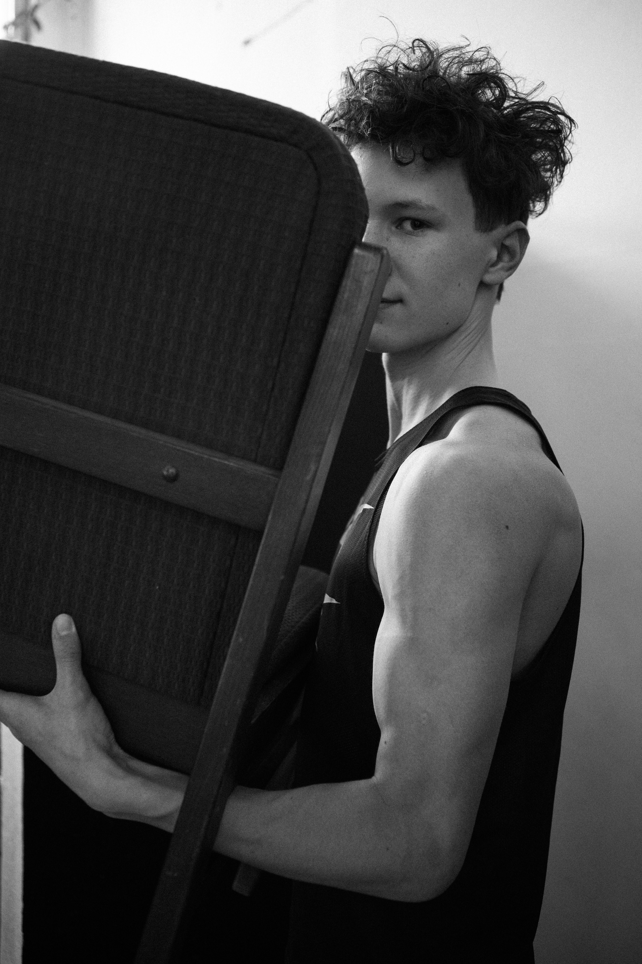 Максим. Фотограф Москва арт- ню, портрет, fine art