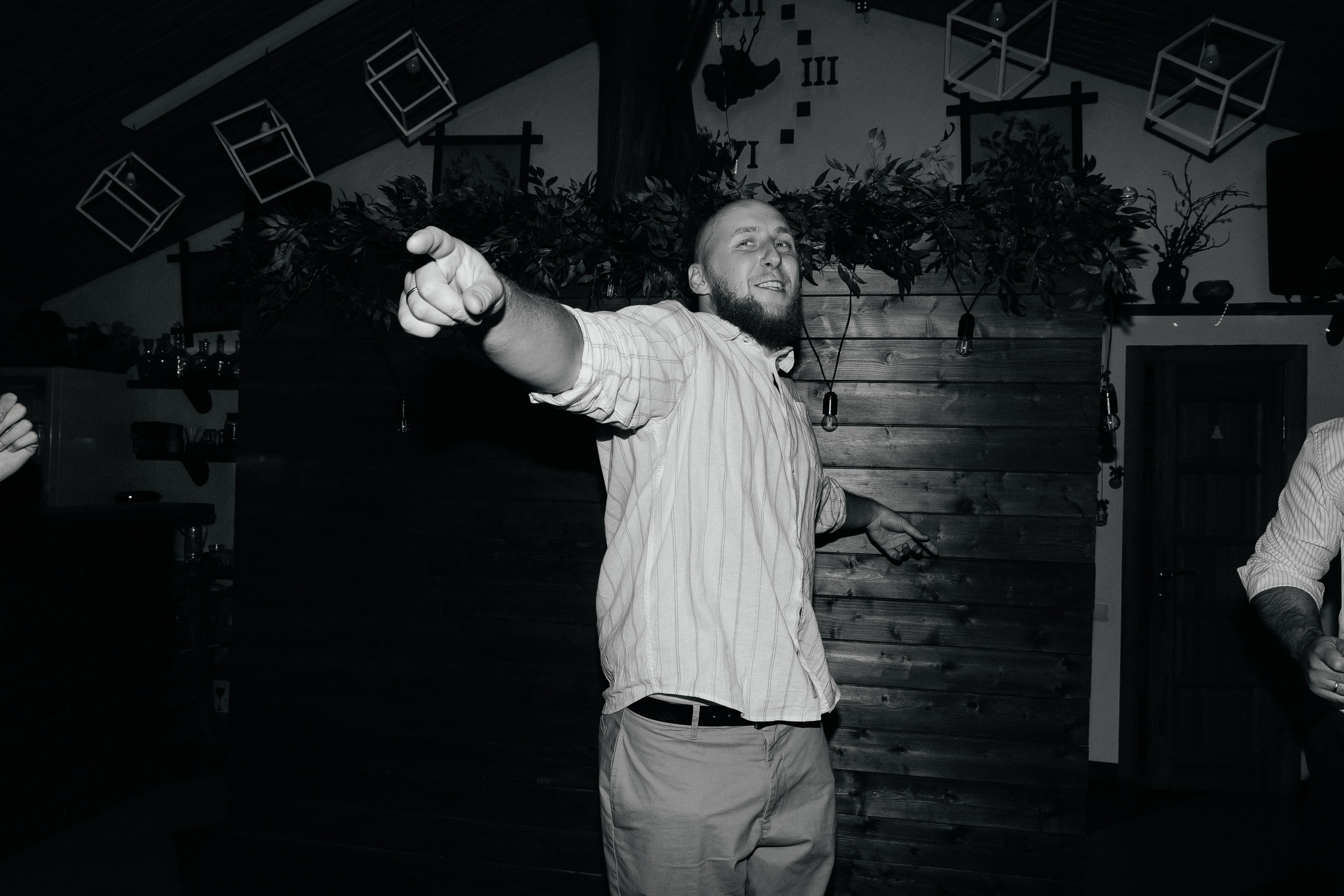 Свадебная фотосессия в агроусадьбе Лабодянка в Минске. Свадебный фотограф в Минске/Беларуси Сергей Спиридонов