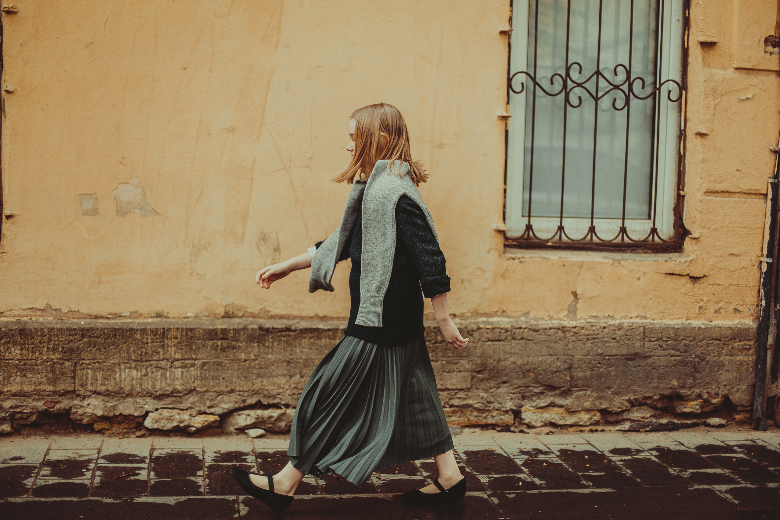 Уличный портретный фотосет для маленькой девочки. Детский, свадебный и семейный фотограф Юлия Курбатова, Санкт-Петербург