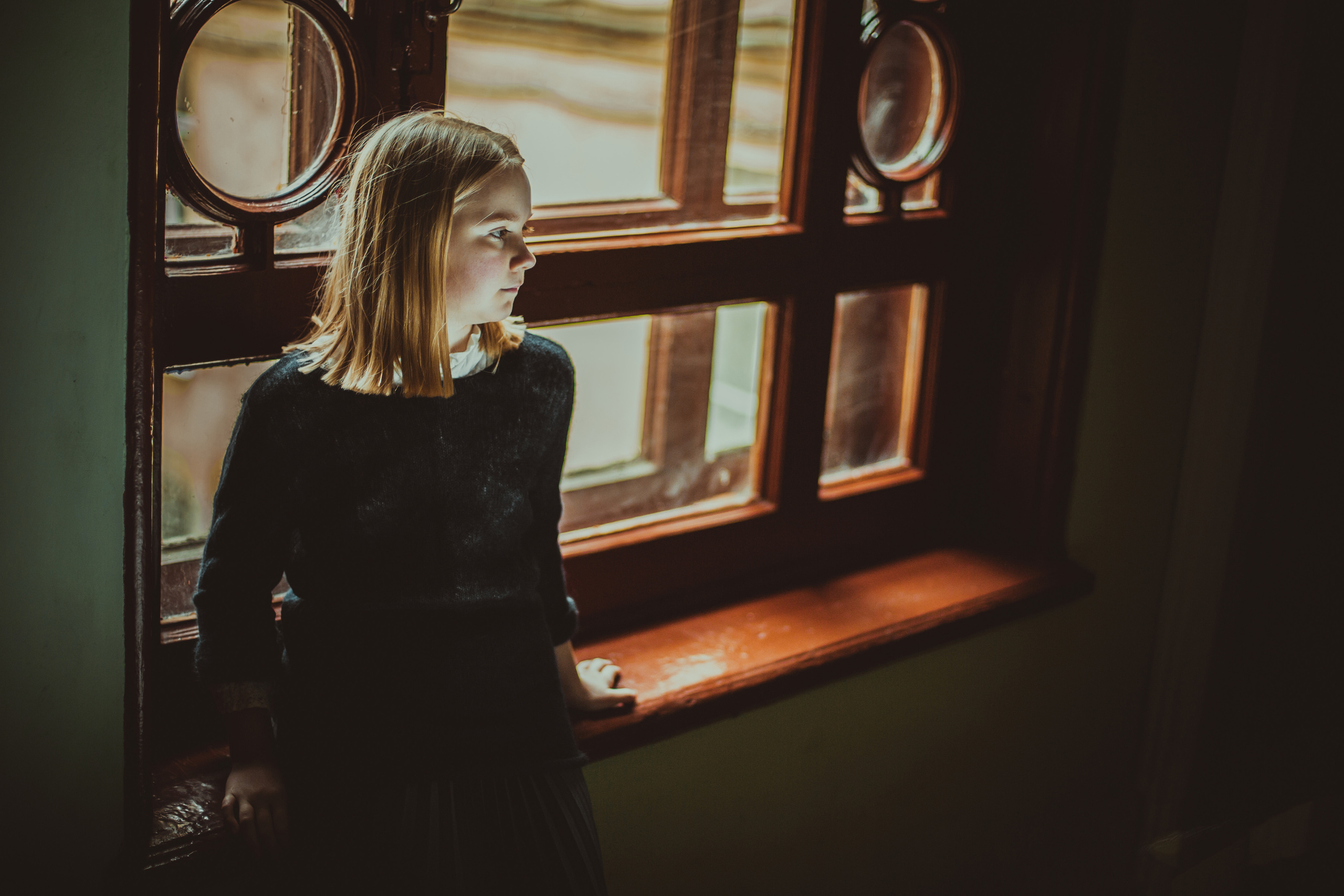 Уличный портретный фотосет для маленькой девочки. Детский, свадебный и семейный фотограф Юлия Курбатова, Санкт-Петербург