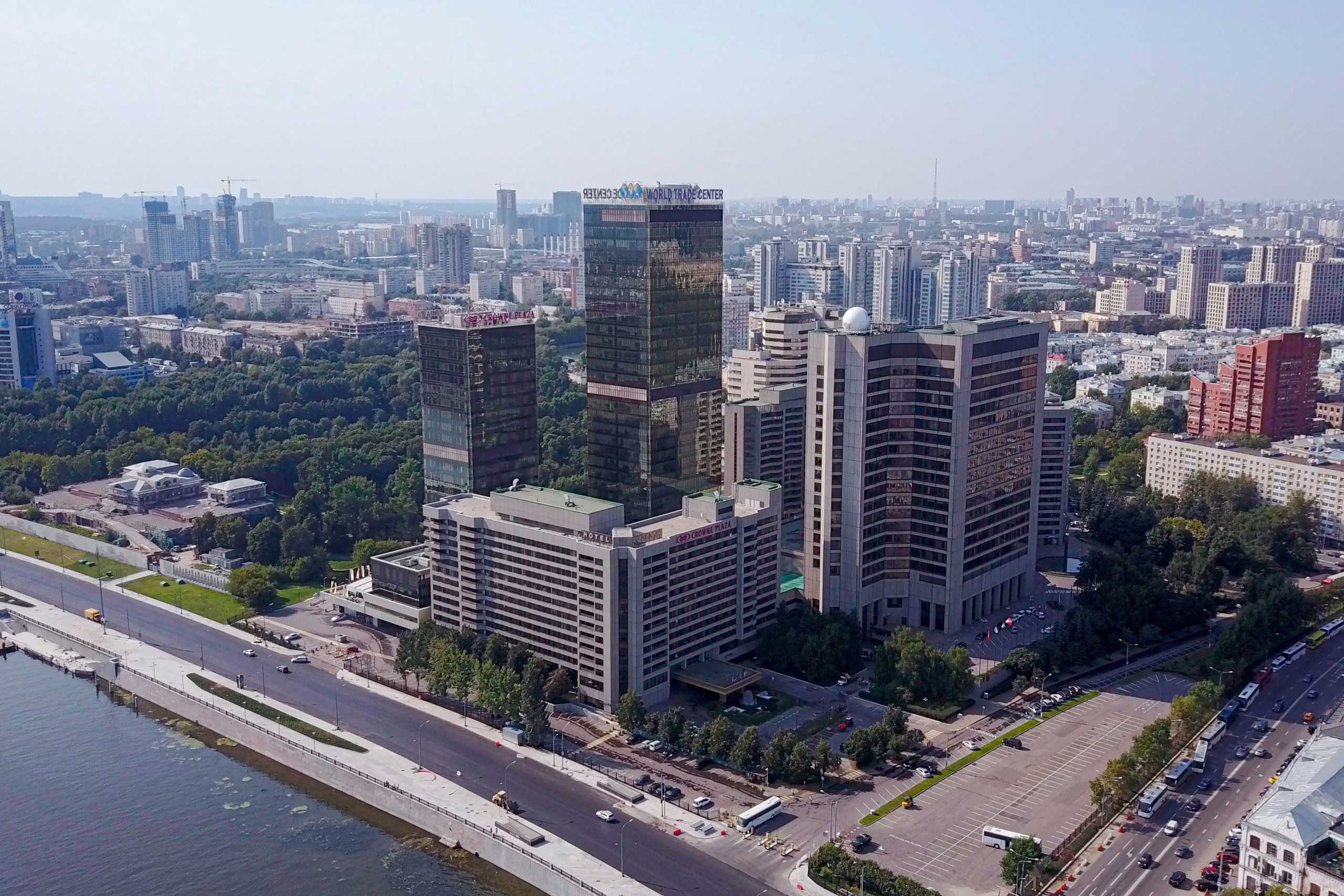 Фотосъёмка зимой на свадьбе. Ведущий на праздник в Москве / Денис Аганин