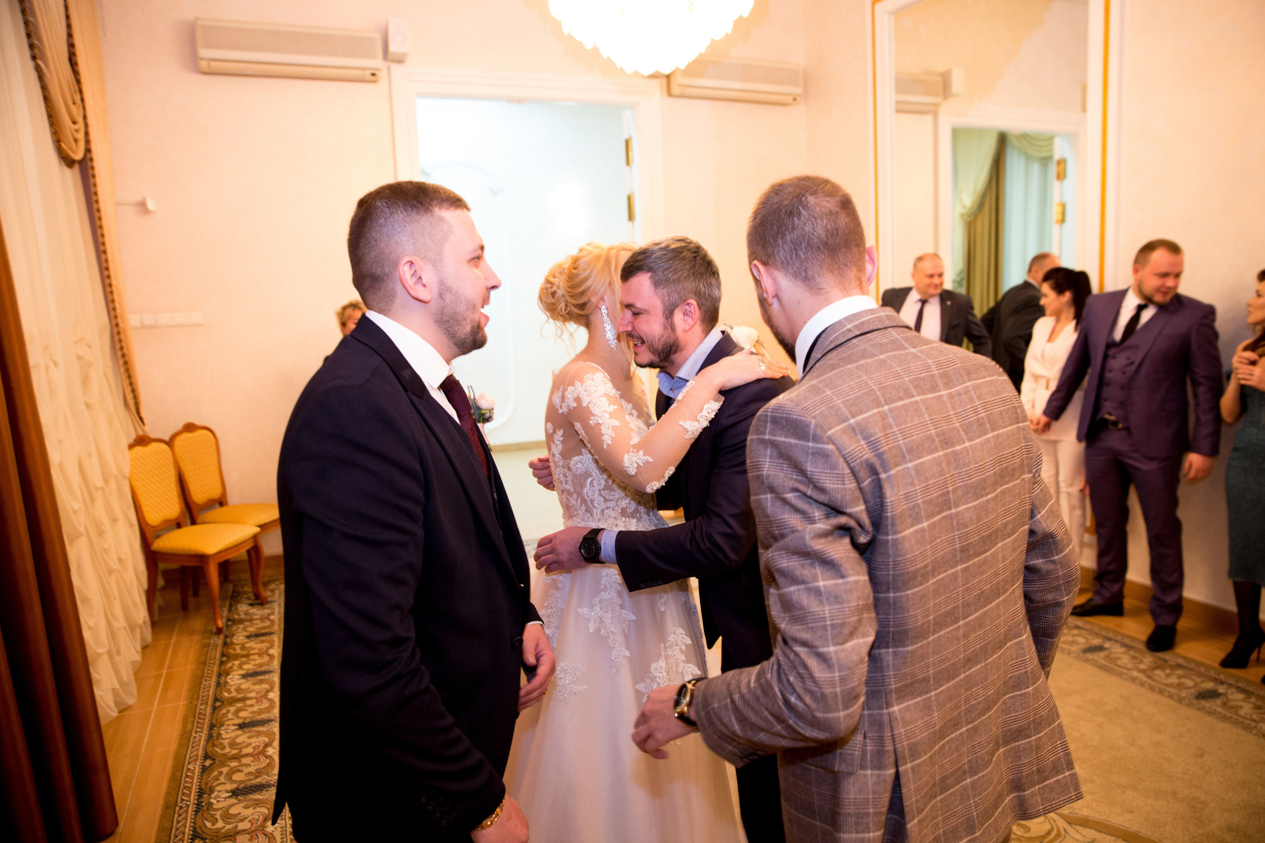 Фотосъёмка зимой на свадьбе. Ведущий на праздник в Москве / Денис Аганин