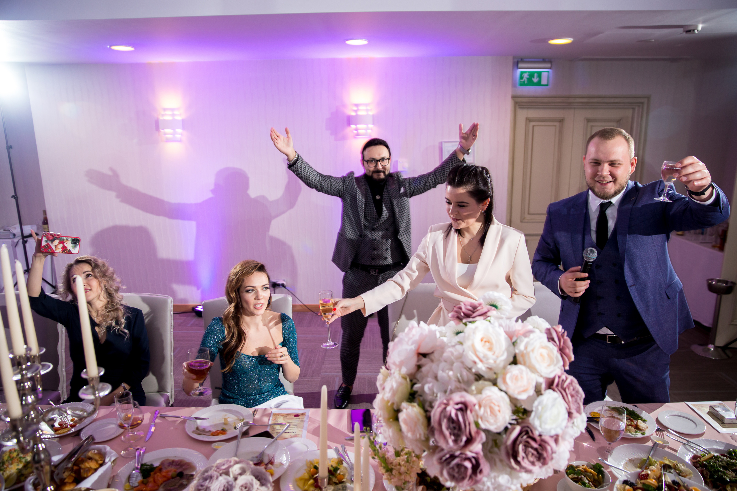 Фотосъёмка зимой на свадьбе. Ведущий на праздник в Москве / Денис Аганин