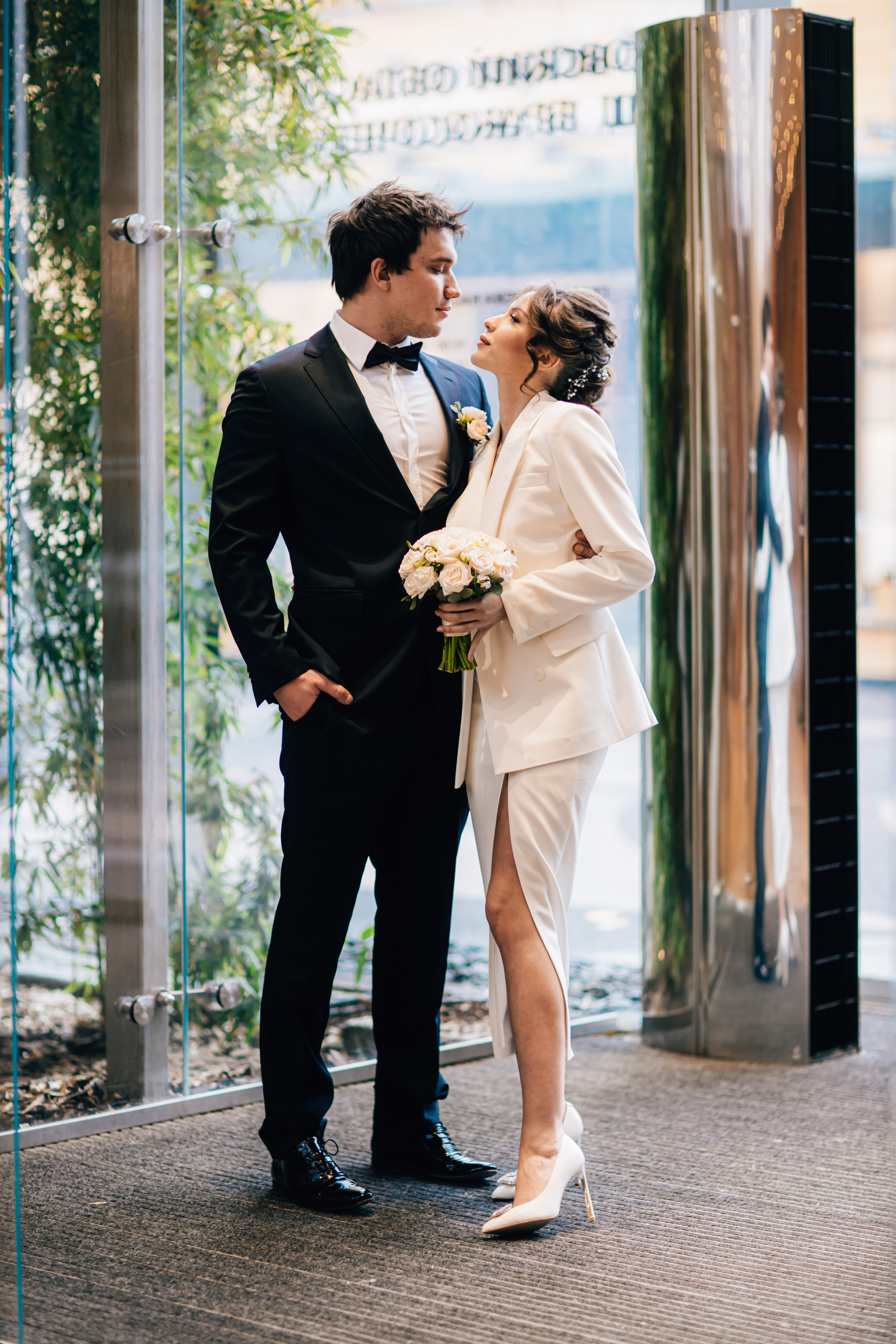 Фотограф на свадьбу. Ведущий на праздник в Москве / Денис Аганин