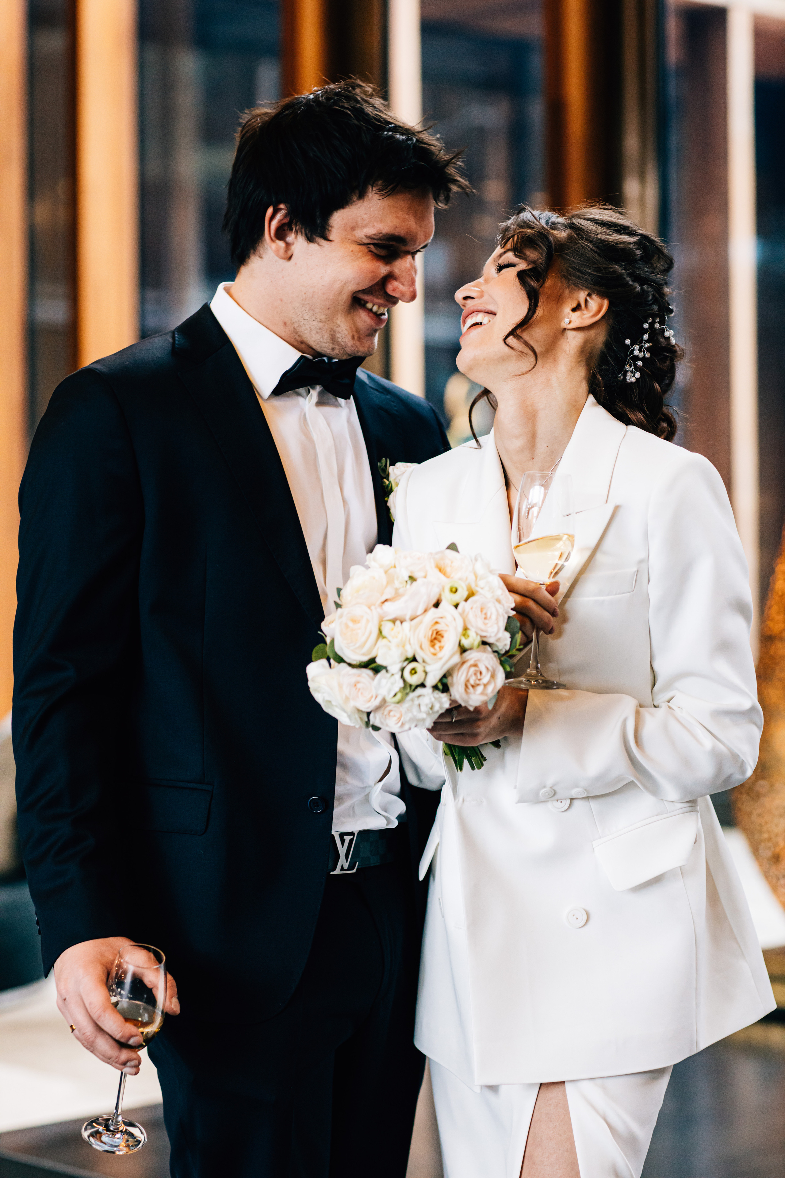 Фотограф на свадьбу. Ведущий на праздник в Москве / Денис Аганин