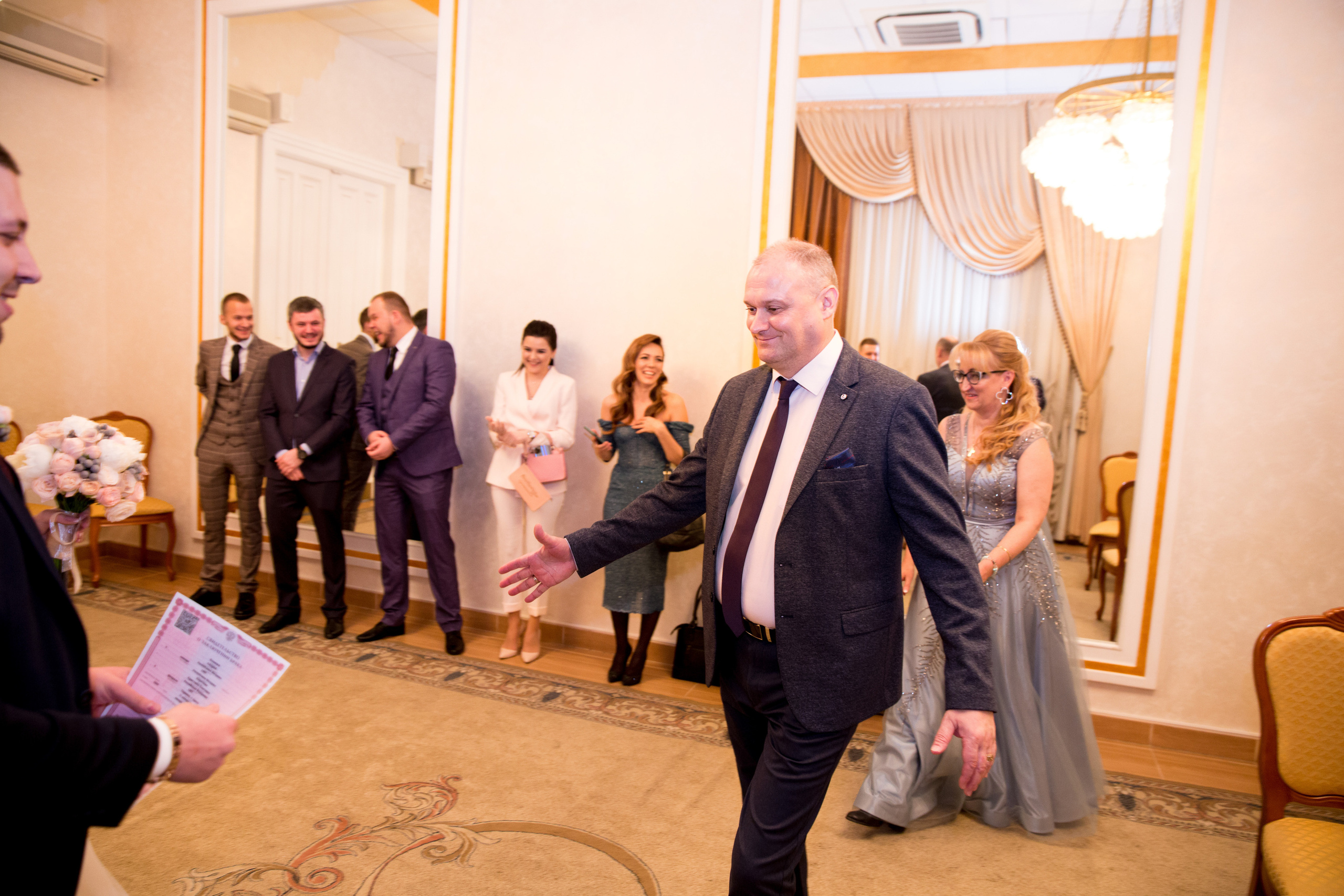 Фотосъёмка зимой на свадьбе. Ведущий на праздник в Москве / Денис Аганин