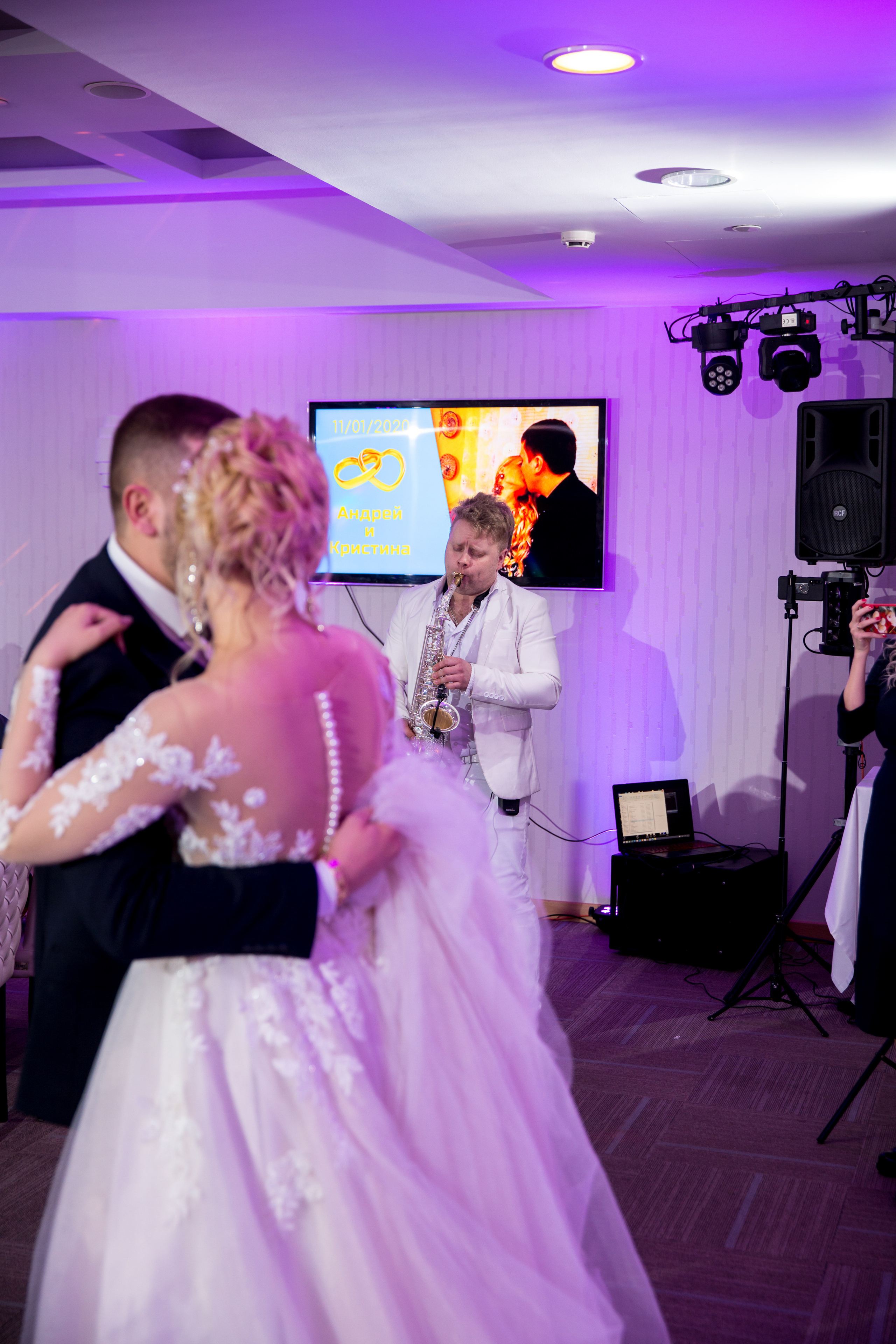 Фотосъёмка зимой на свадьбе. Ведущий на праздник в Москве / Денис Аганин