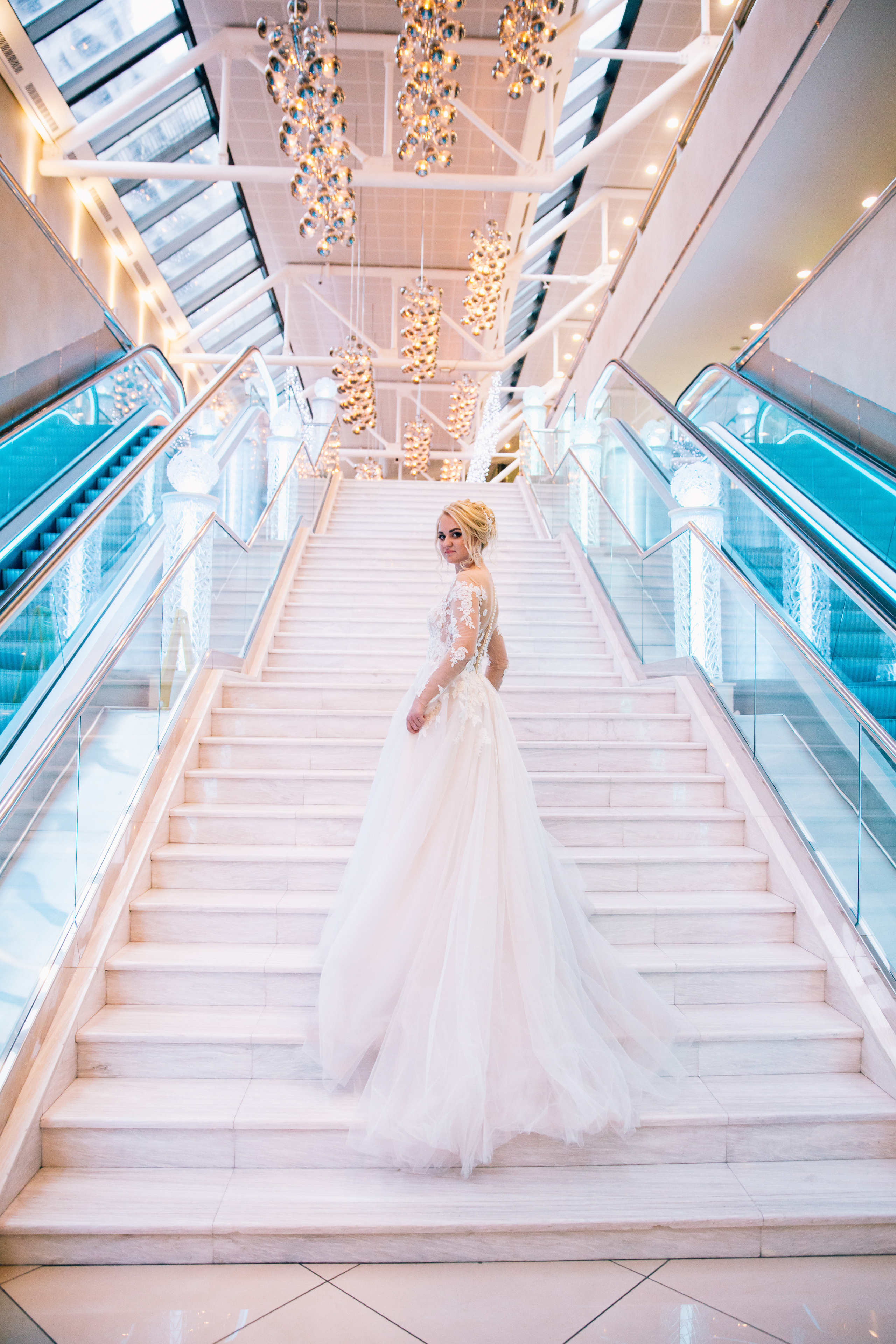 Фотосъёмка зимой на свадьбе. Ведущий на праздник в Москве / Денис Аганин