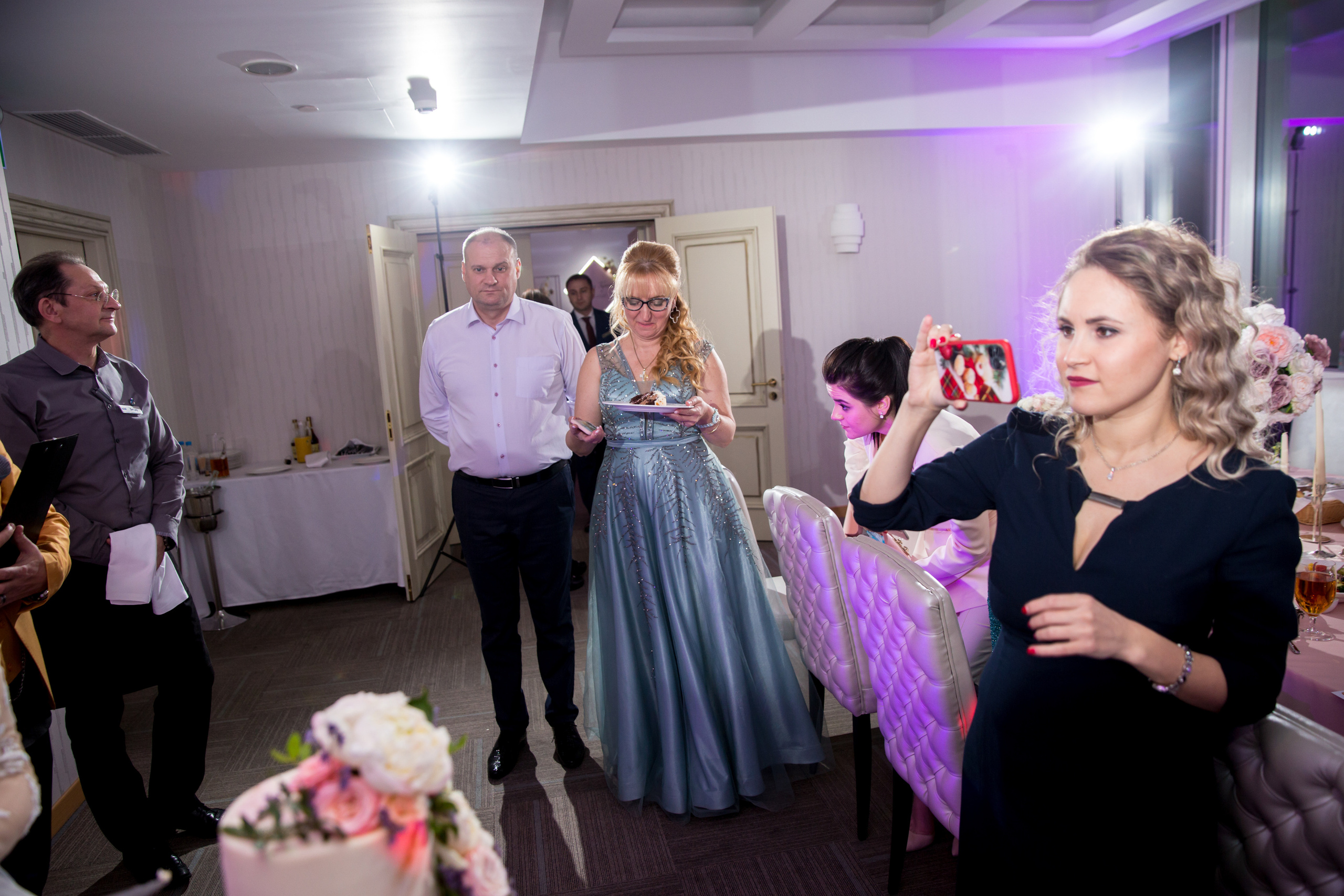 Фотосъёмка зимой на свадьбе. Ведущий на праздник в Москве / Денис Аганин