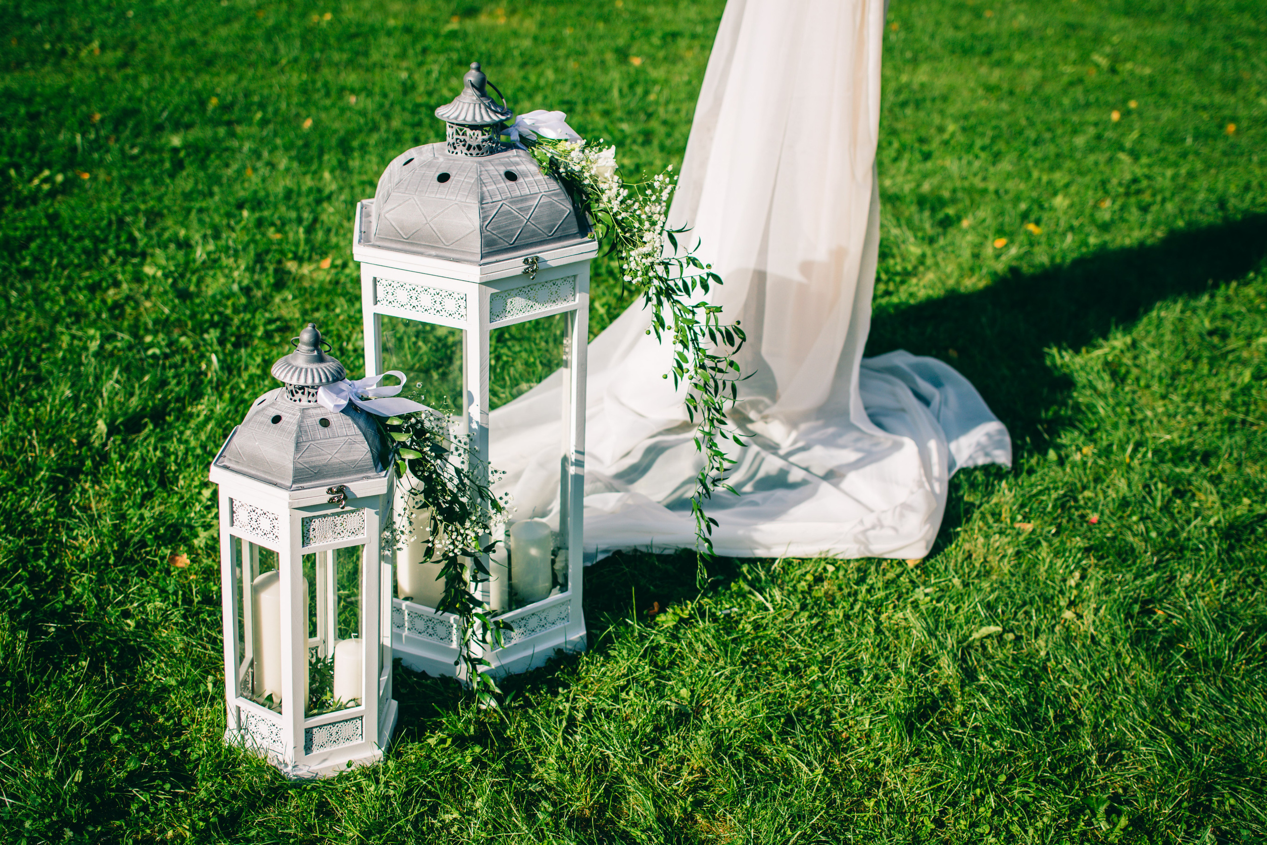 Фото свадьбы весной. Ведущий на праздник в Москве / Денис Аганин