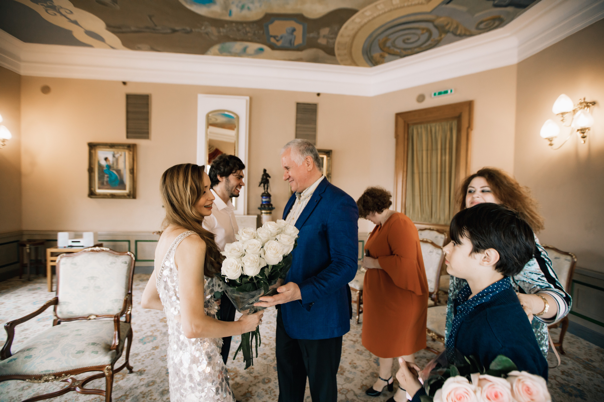 Необычная церемония регистрации брака. Ведущий на праздник в Москве / Денис Аганин