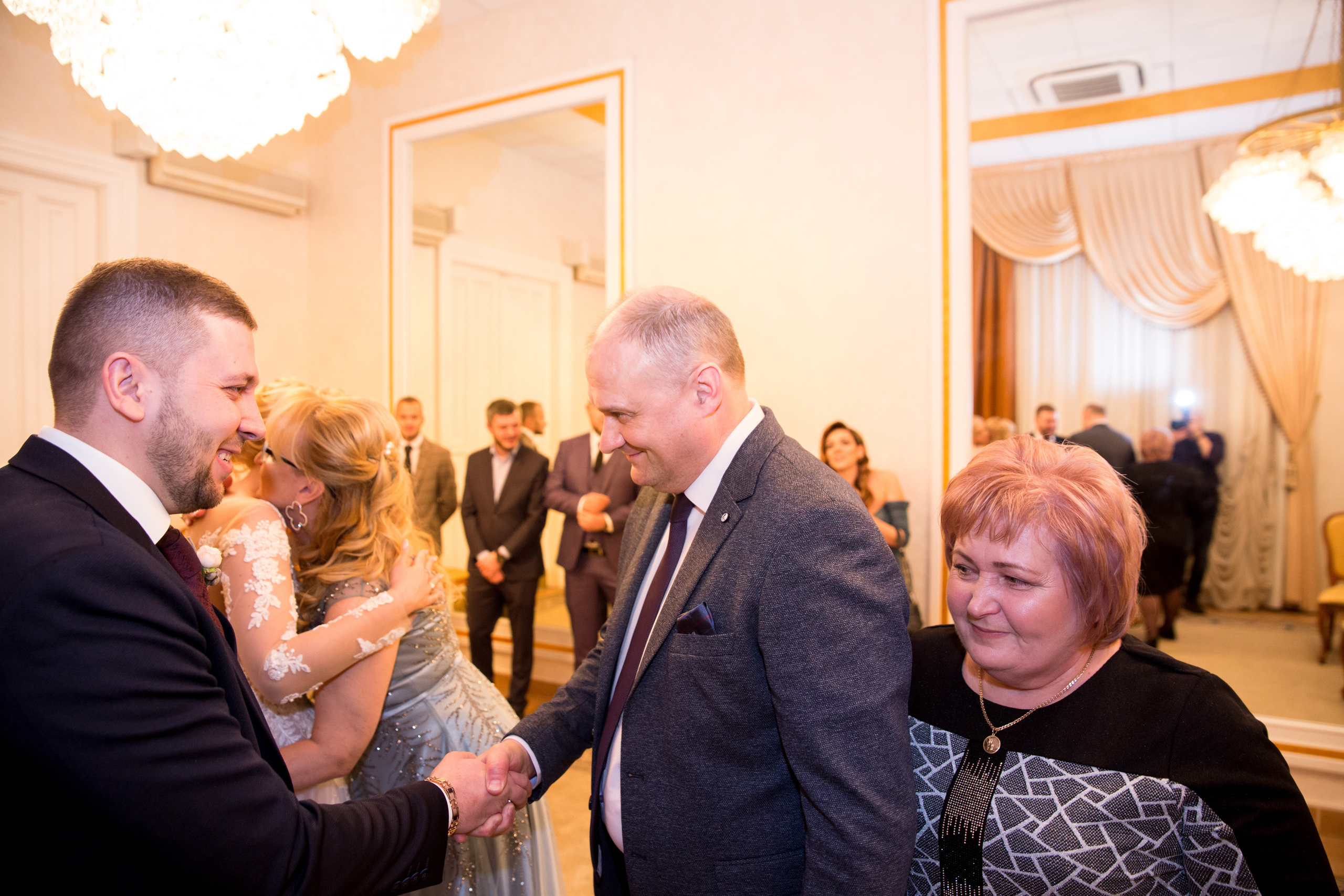 Фотосъёмка зимой на свадьбе. Ведущий на праздник в Москве / Денис Аганин