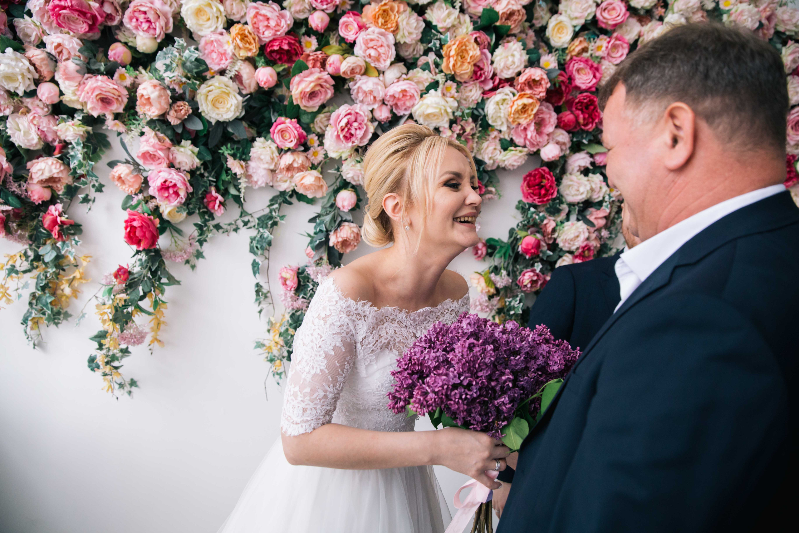 Свадебная фотосъёмка в студии. Ведущий на праздник в Москве / Денис Аганин