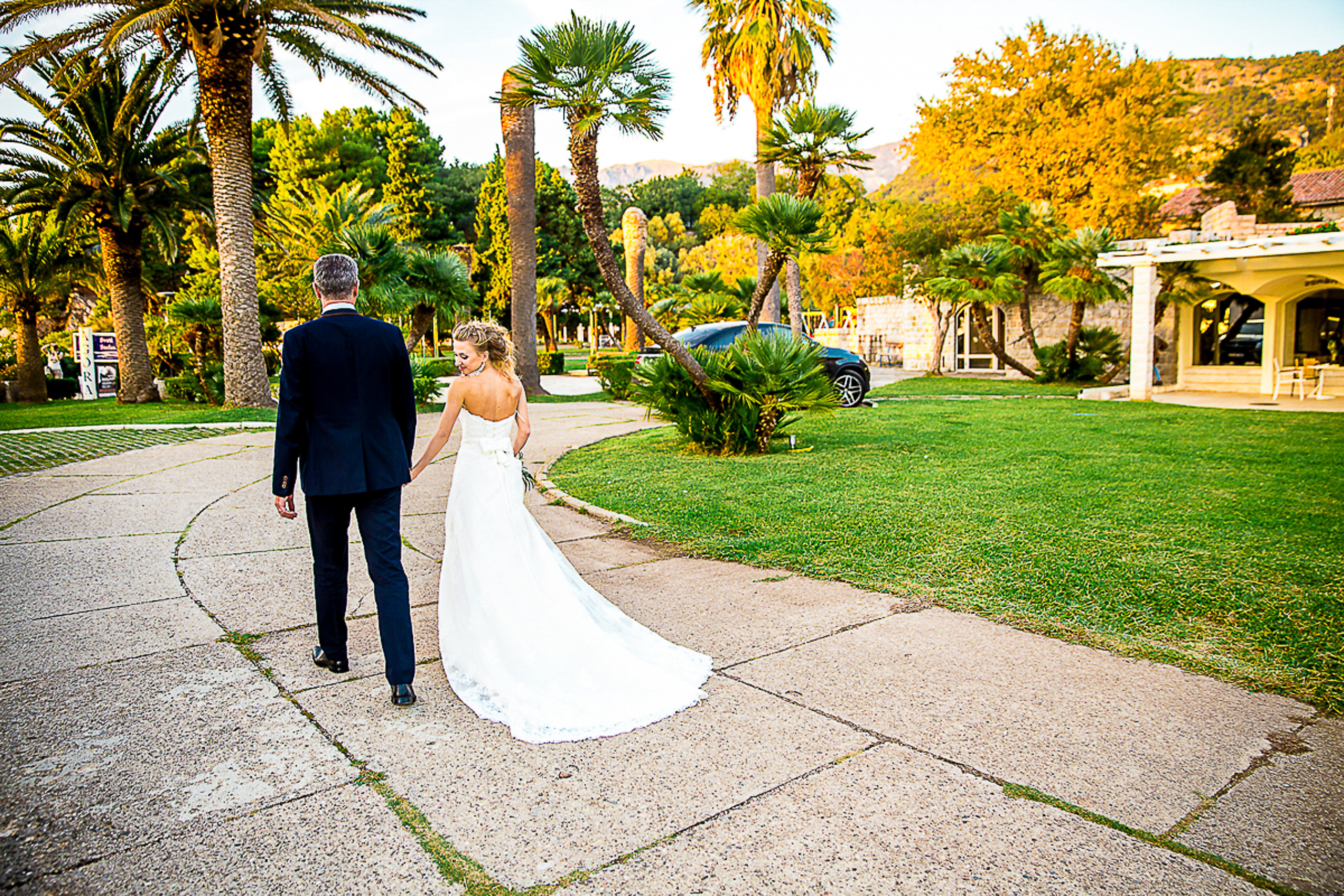 Сборы невесты. Ведущий на праздник в Москве / Денис Аганин