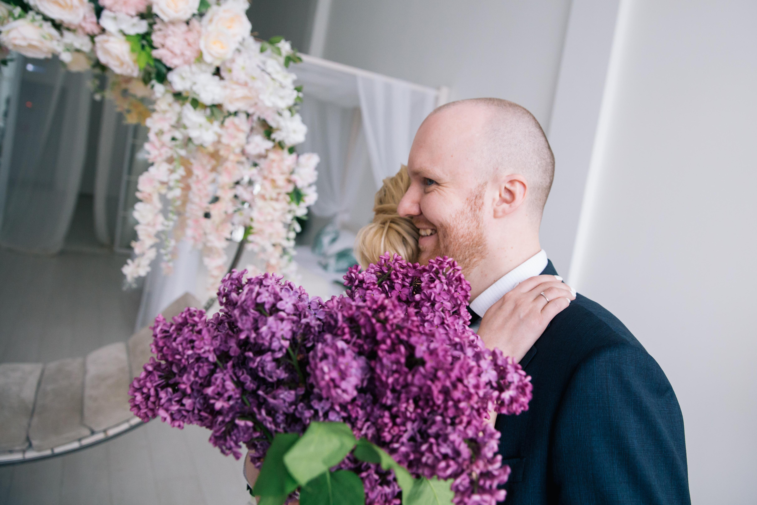 Свадебная фотосъёмка в студии. Ведущий на праздник в Москве / Денис Аганин