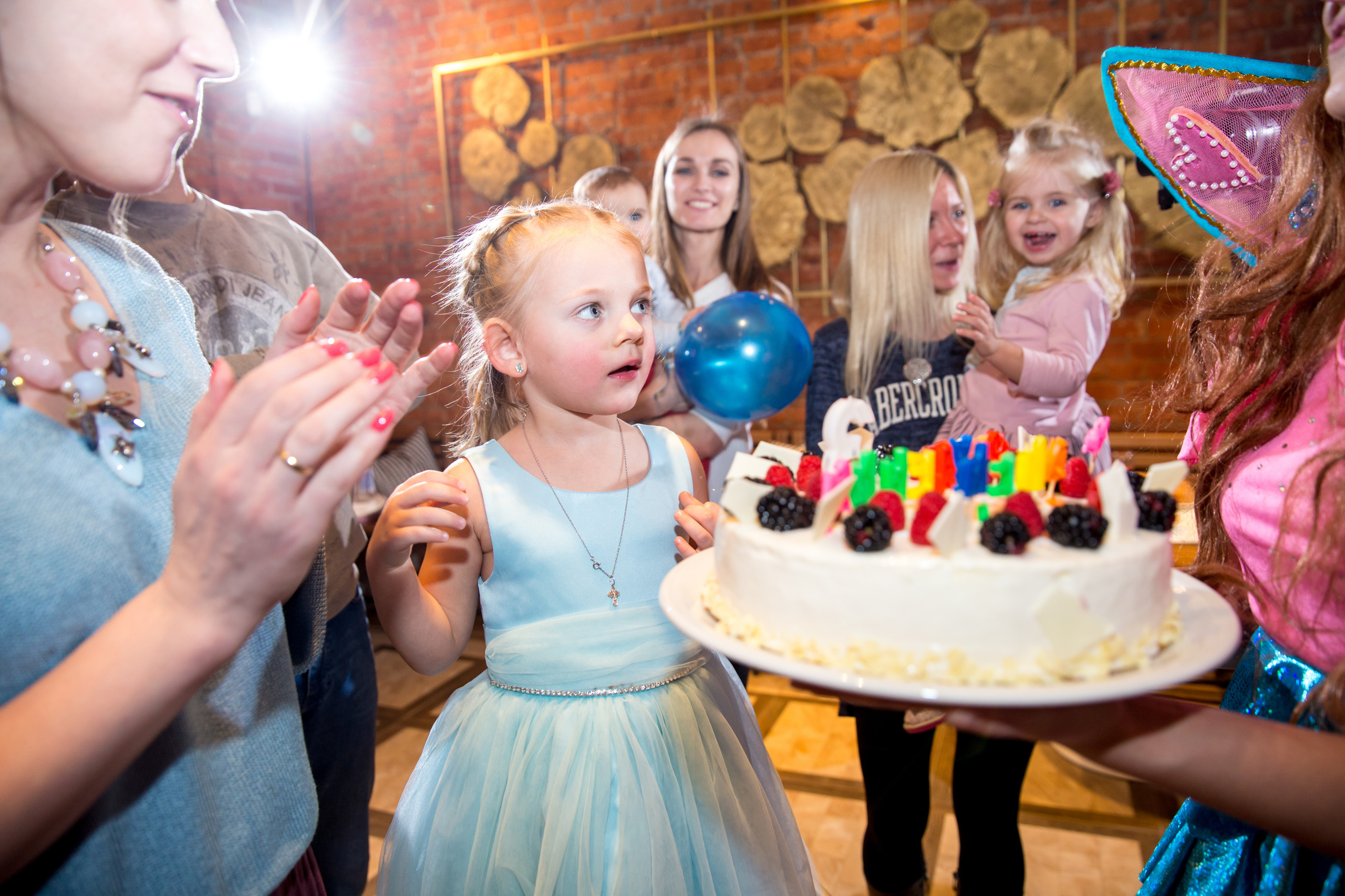 Фотосъёмка детского праздника. Ведущий на праздник в Москве / Денис Аганин