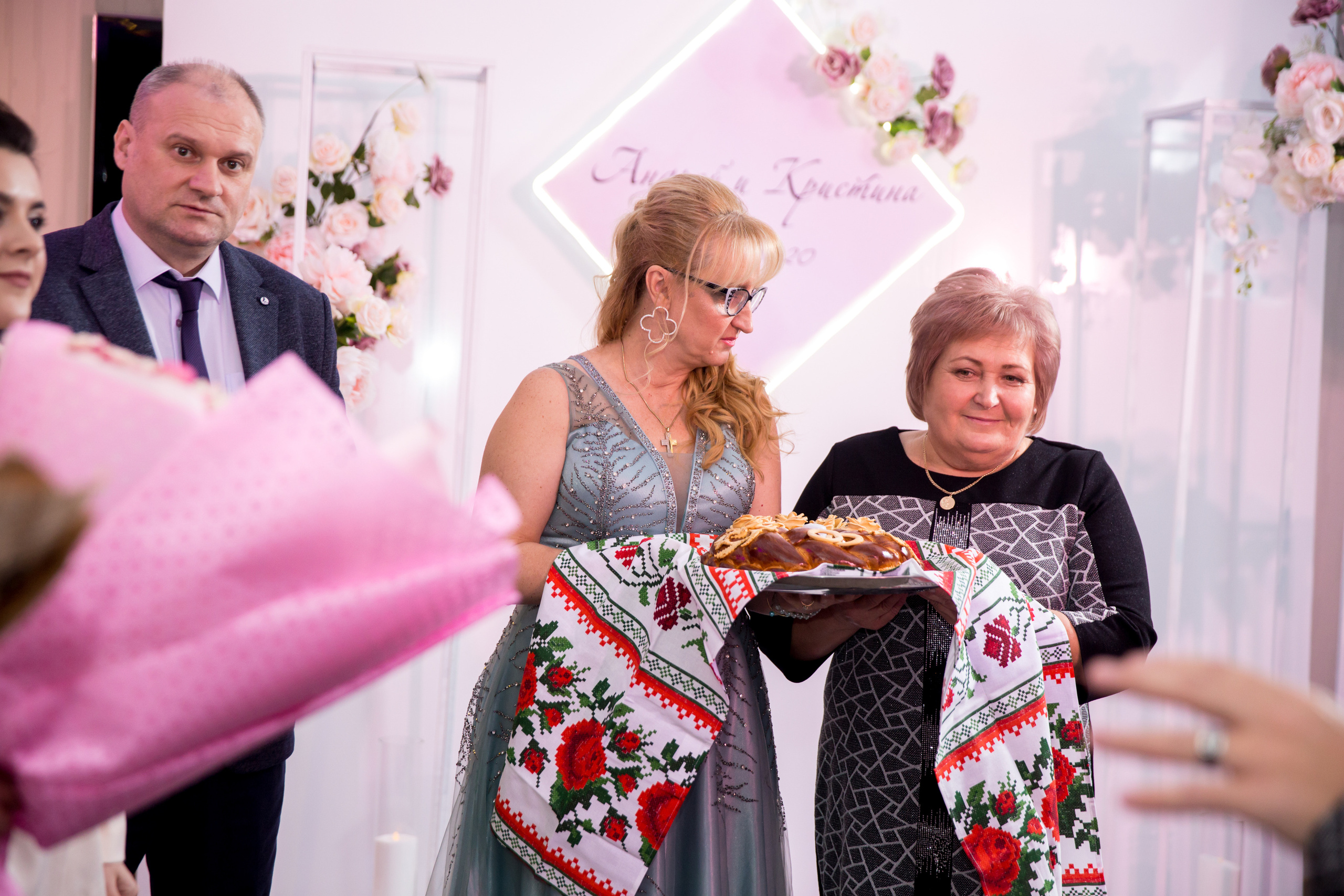 Фотосъёмка зимой на свадьбе. Ведущий на праздник в Москве / Денис Аганин