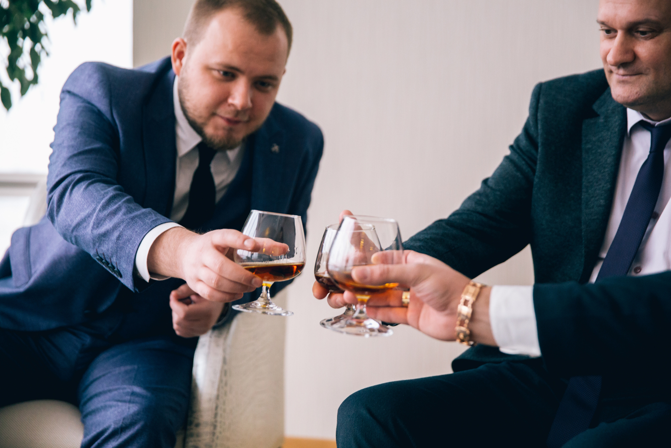 Фотосъёмка зимой на свадьбе. Ведущий на праздник в Москве / Денис Аганин