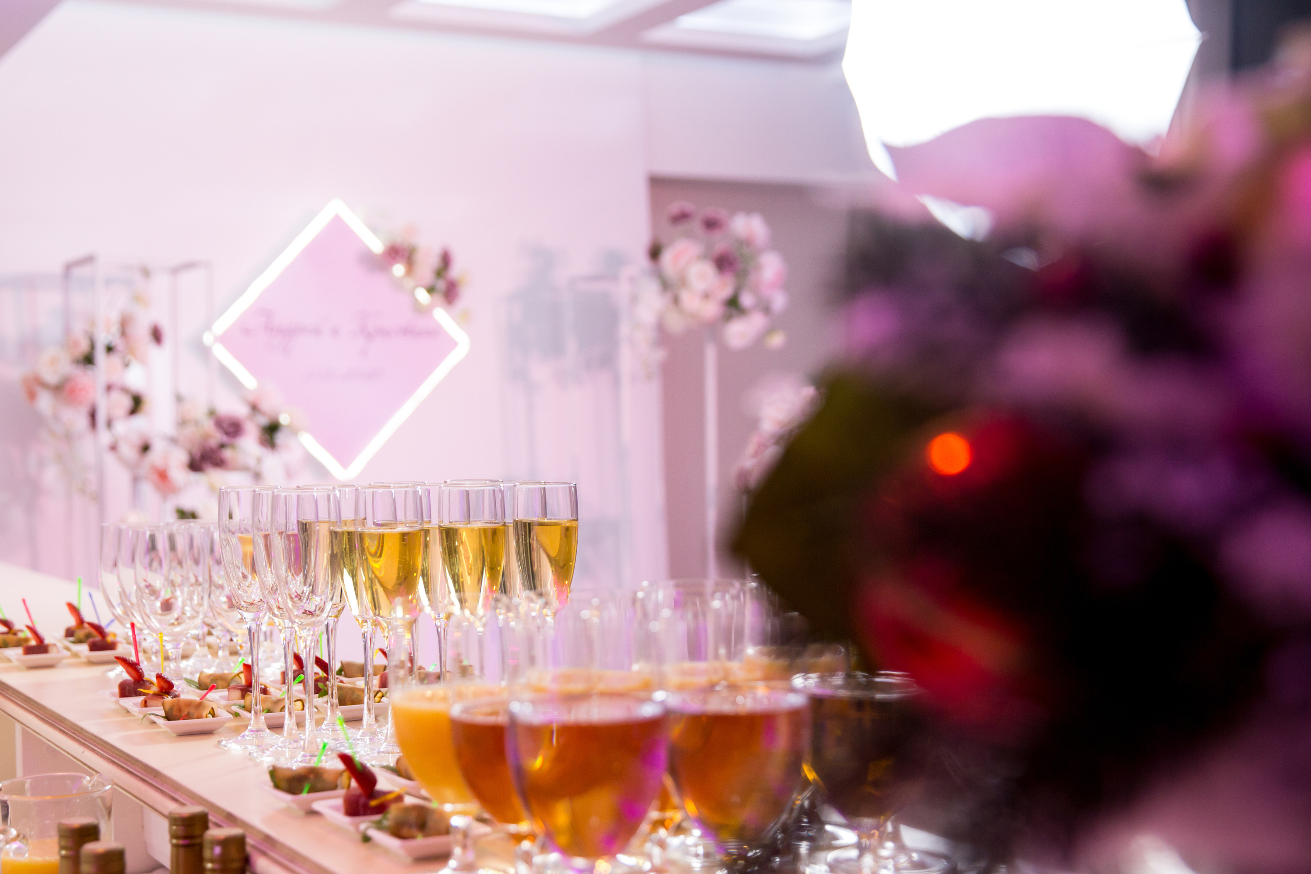 Фотосъёмка зимой на свадьбе. Ведущий на праздник в Москве / Денис Аганин