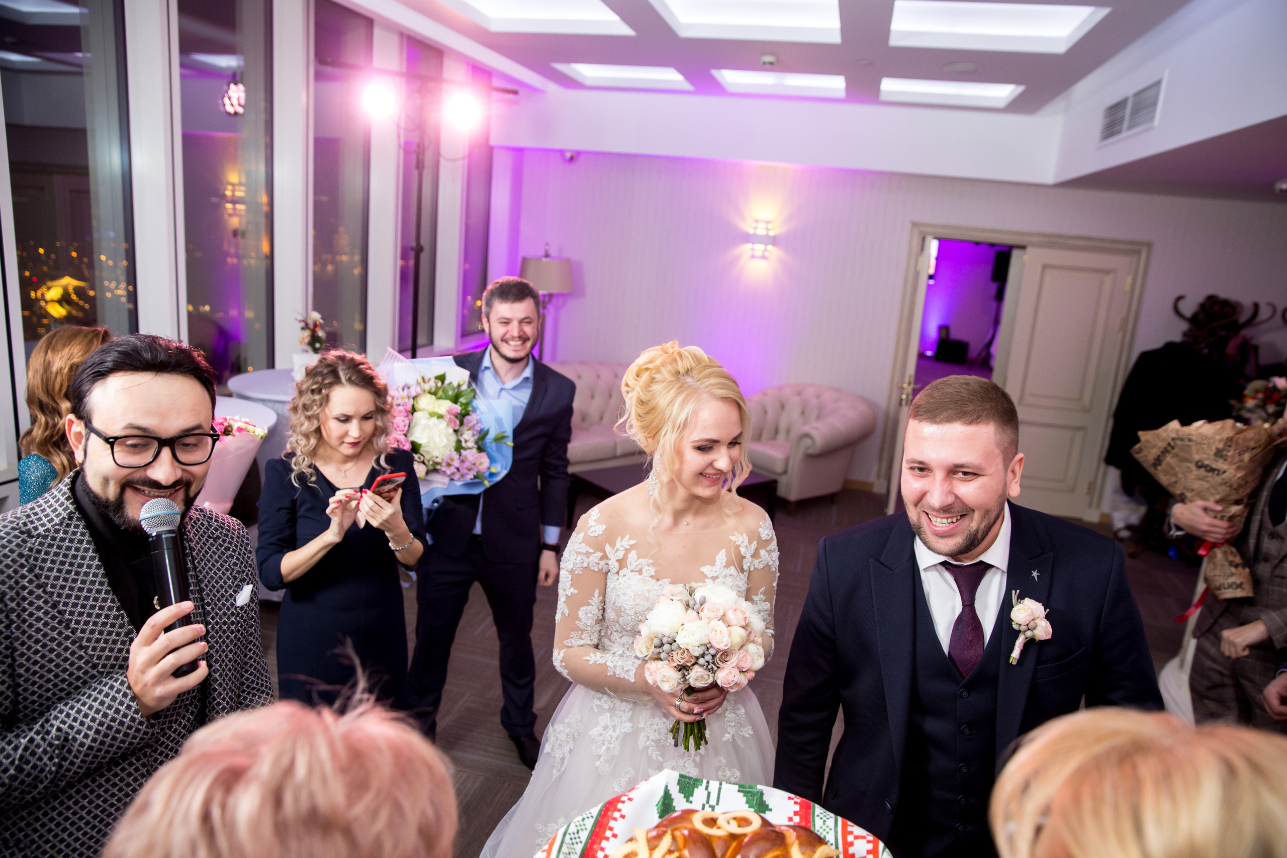 Фотосъёмка зимой на свадьбе. Ведущий на праздник в Москве / Денис Аганин