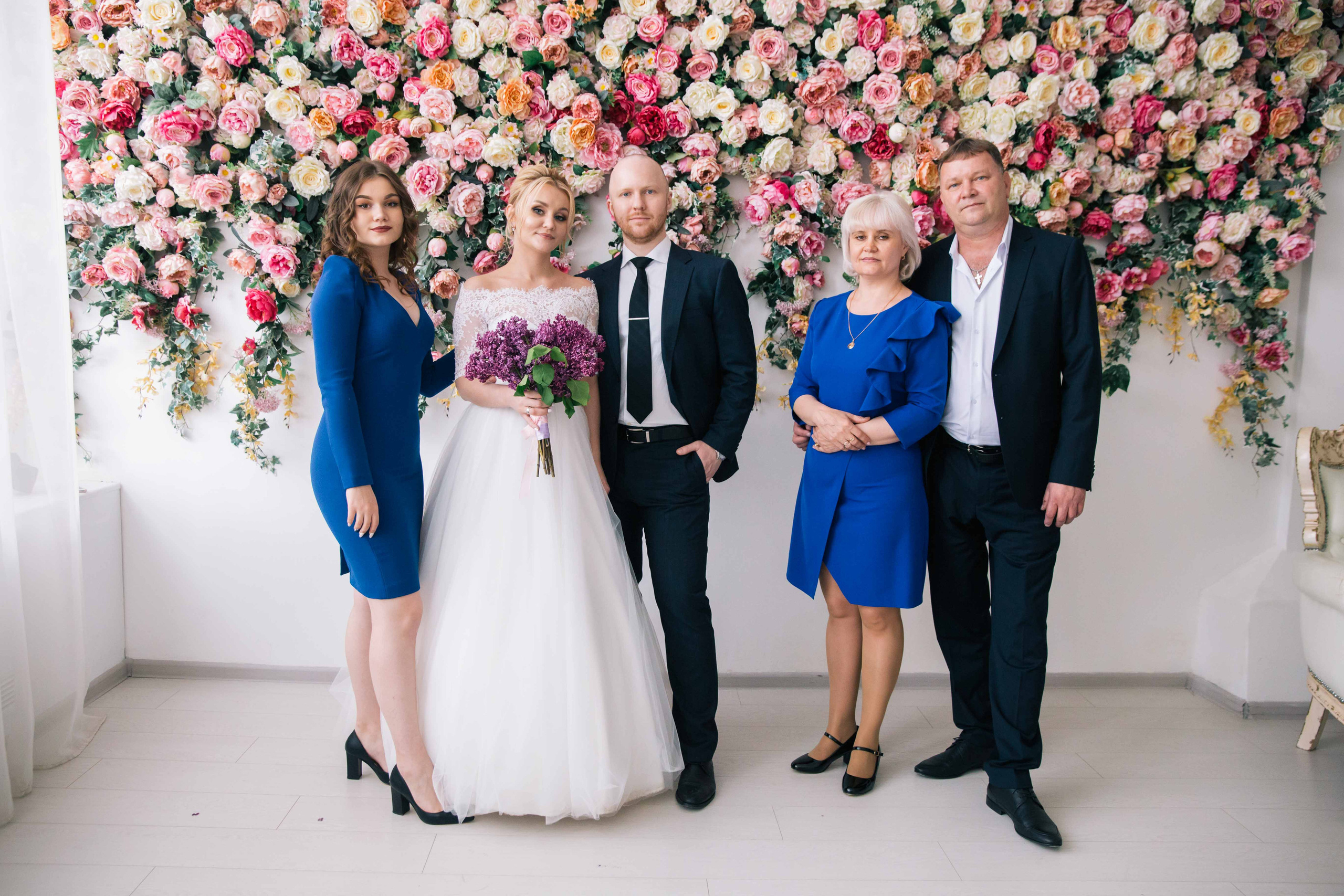 Свадебная фотосъёмка в студии. Ведущий на праздник в Москве / Денис Аганин