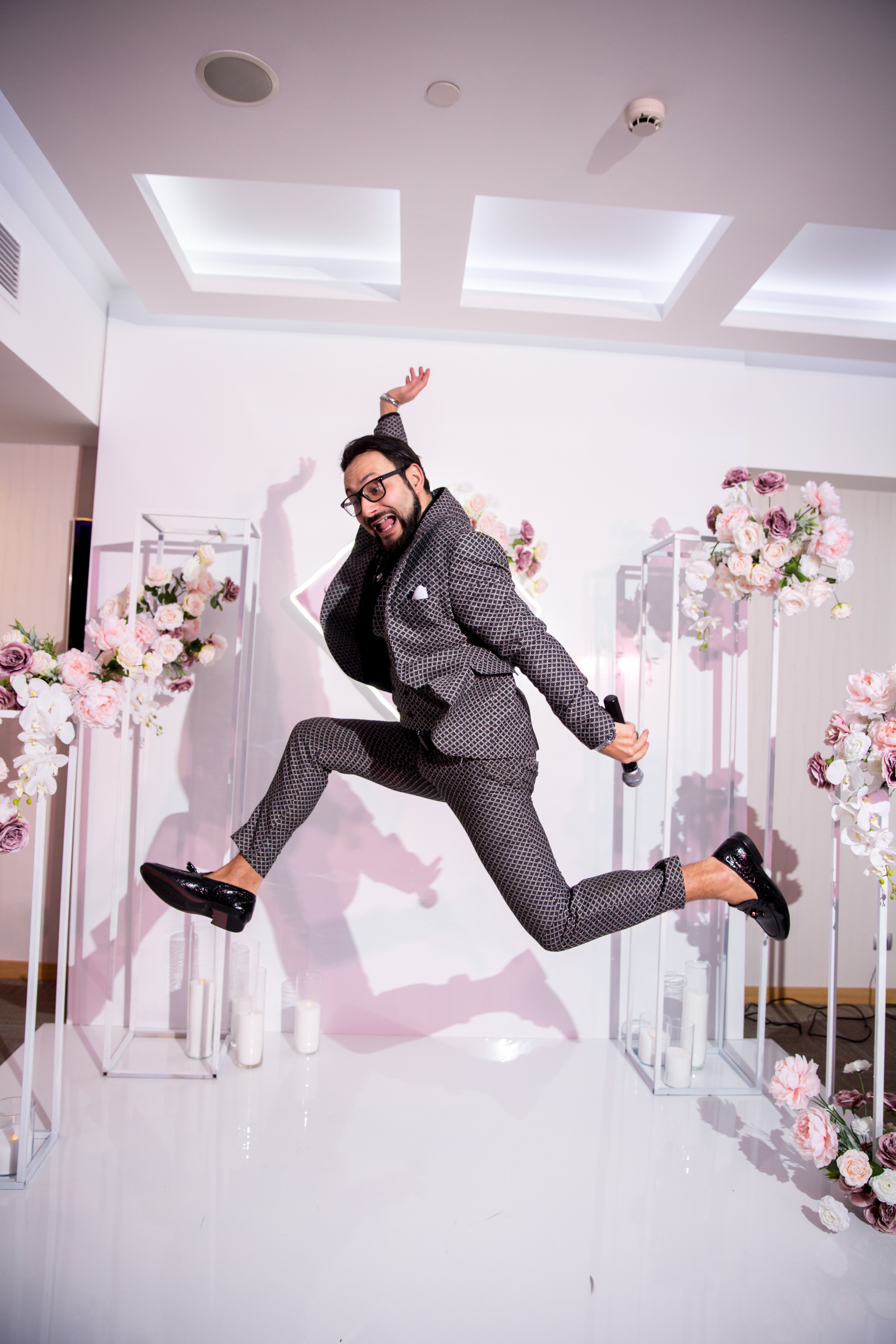 Фотосъёмка зимой на свадьбе. Ведущий на праздник в Москве / Денис Аганин