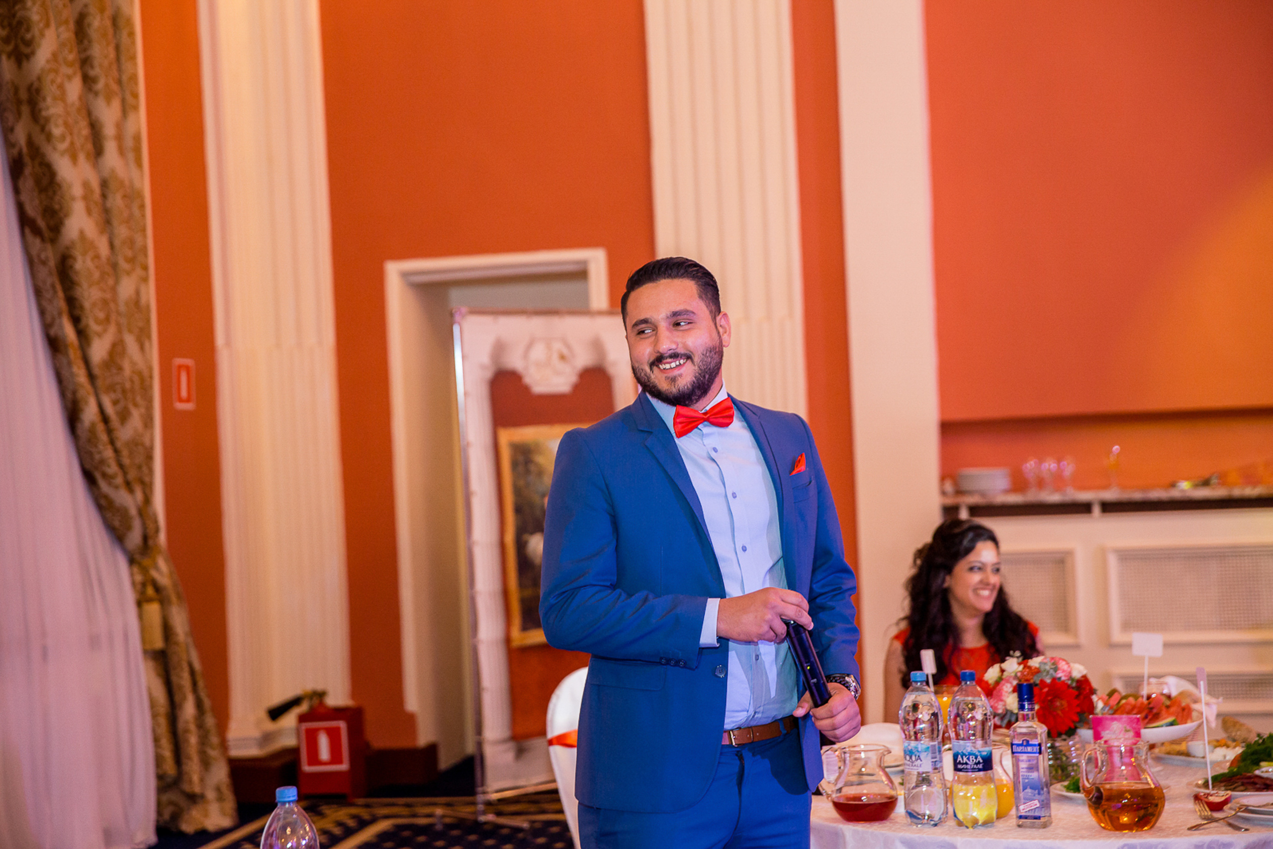 Свадебные фото осенью. Ведущий на праздник в Москве / Денис Аганин