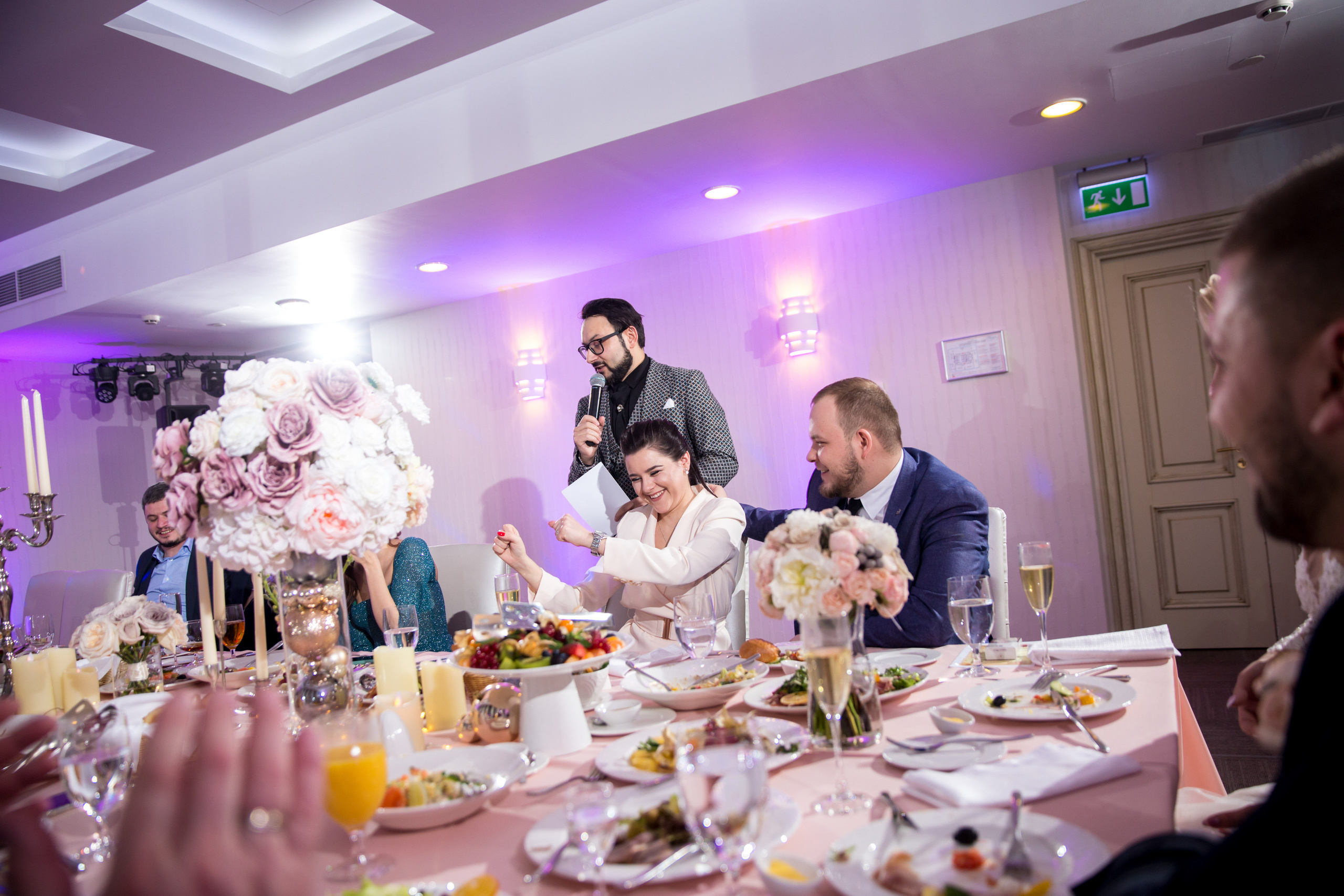 Фотосъёмка зимой на свадьбе. Ведущий на праздник в Москве / Денис Аганин